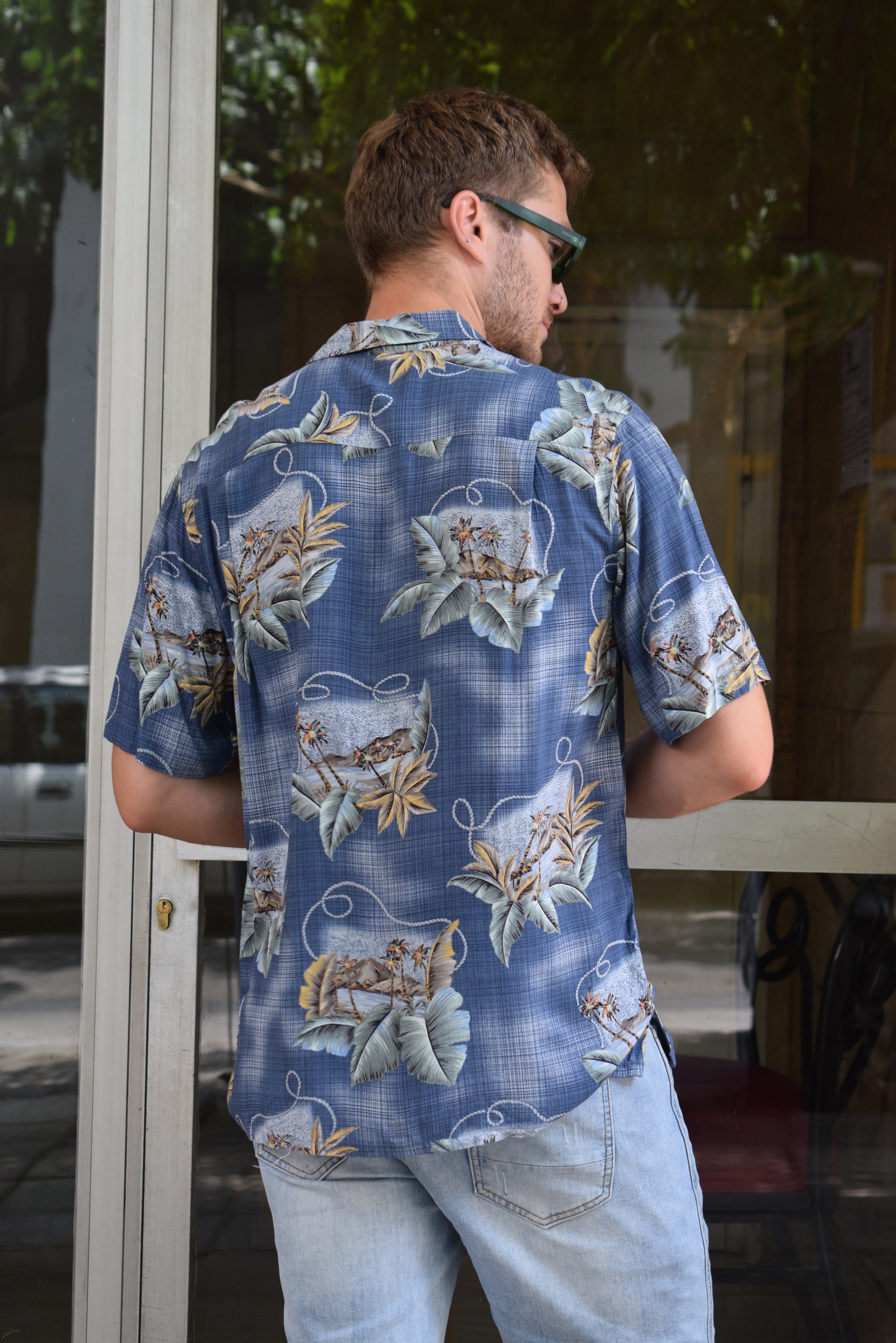 Vintage funky patterned shirt (L)