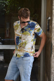 Vintage funky patterned shirt with tight fit (S/M)