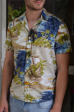 Vintage funky patterned shirt with tight fit (S/M)