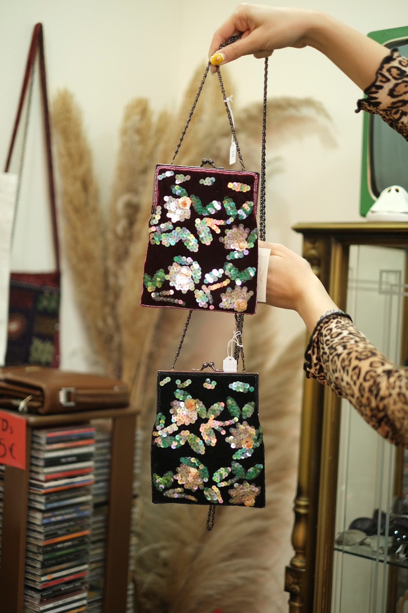 Deadstock retro style mini velvet bag with sequin flowers