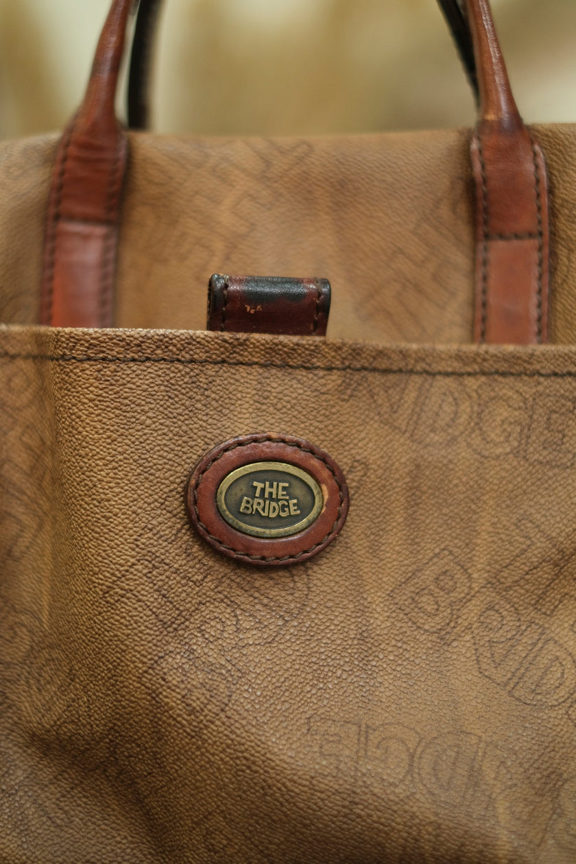 The bridge leather handbag