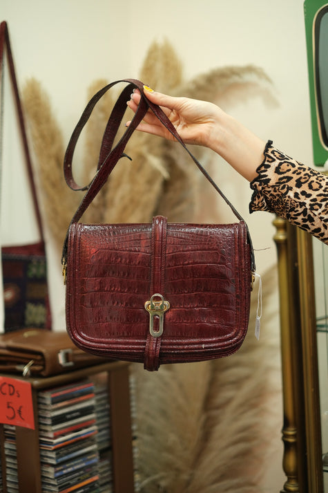 Vintage cross body bag