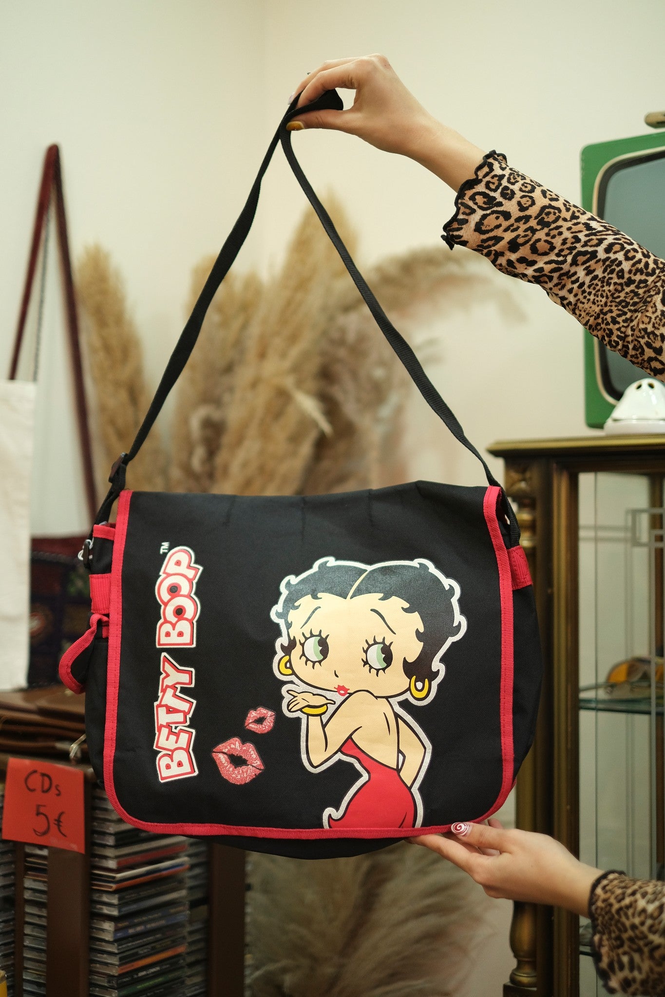 Betty Boop cross bosy bag