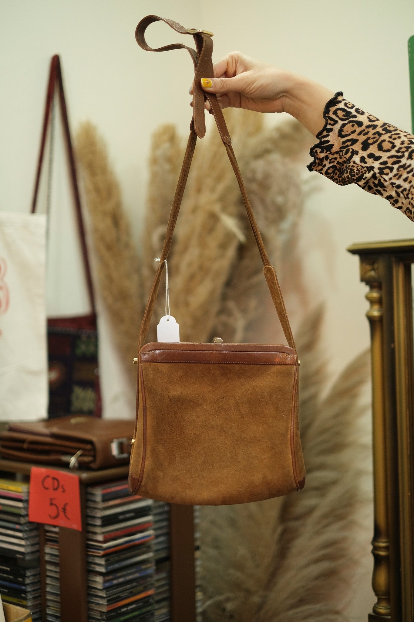 Vintage leather bag