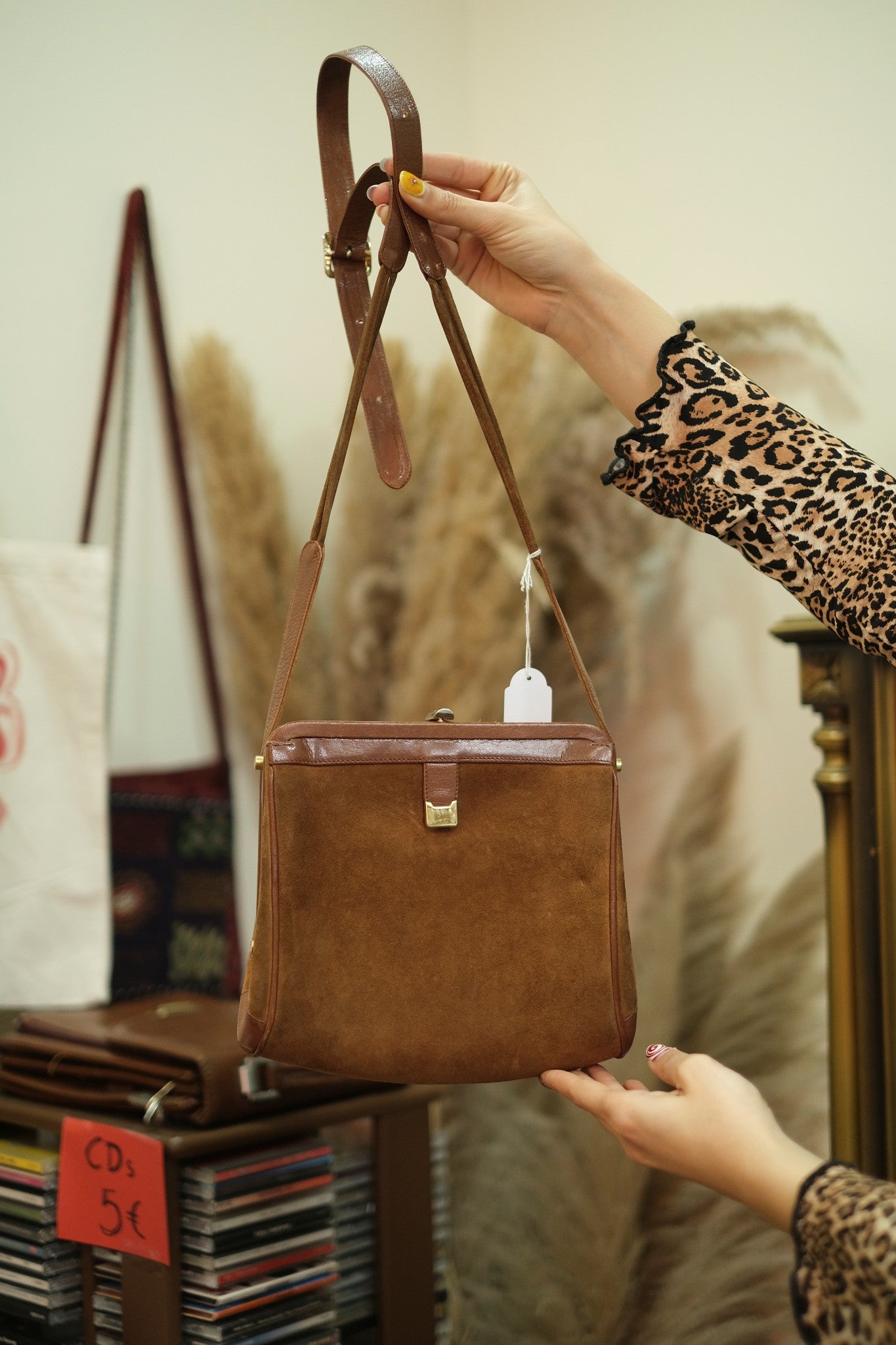 Vintage leather bag