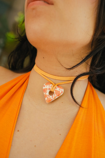 Cerabow handmade heart choker