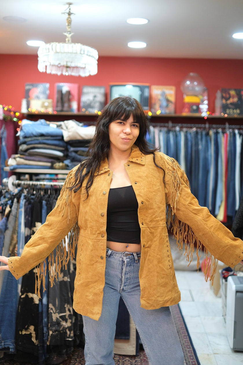 Vintage western style genuinhe suede jacket with fringe (L)