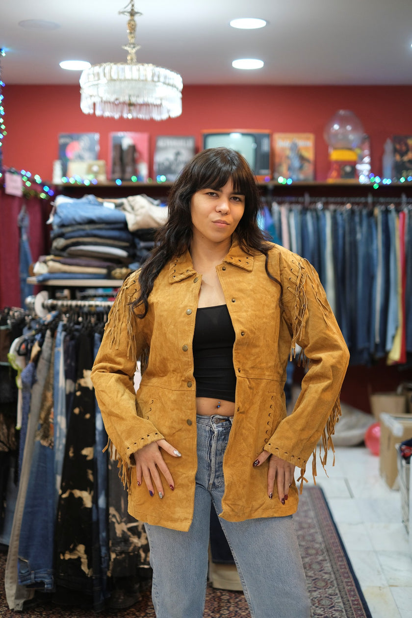 Vintage western style genuinhe suede jacket with fringe (L)