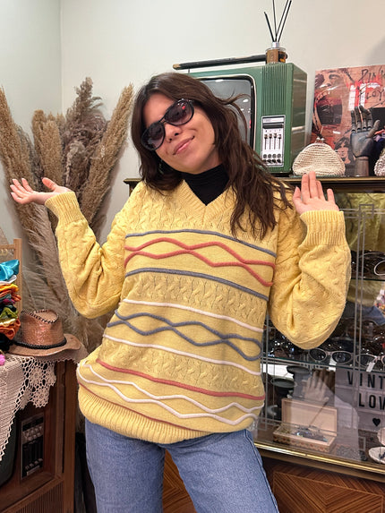 Super cute funky vintage knit sweater
