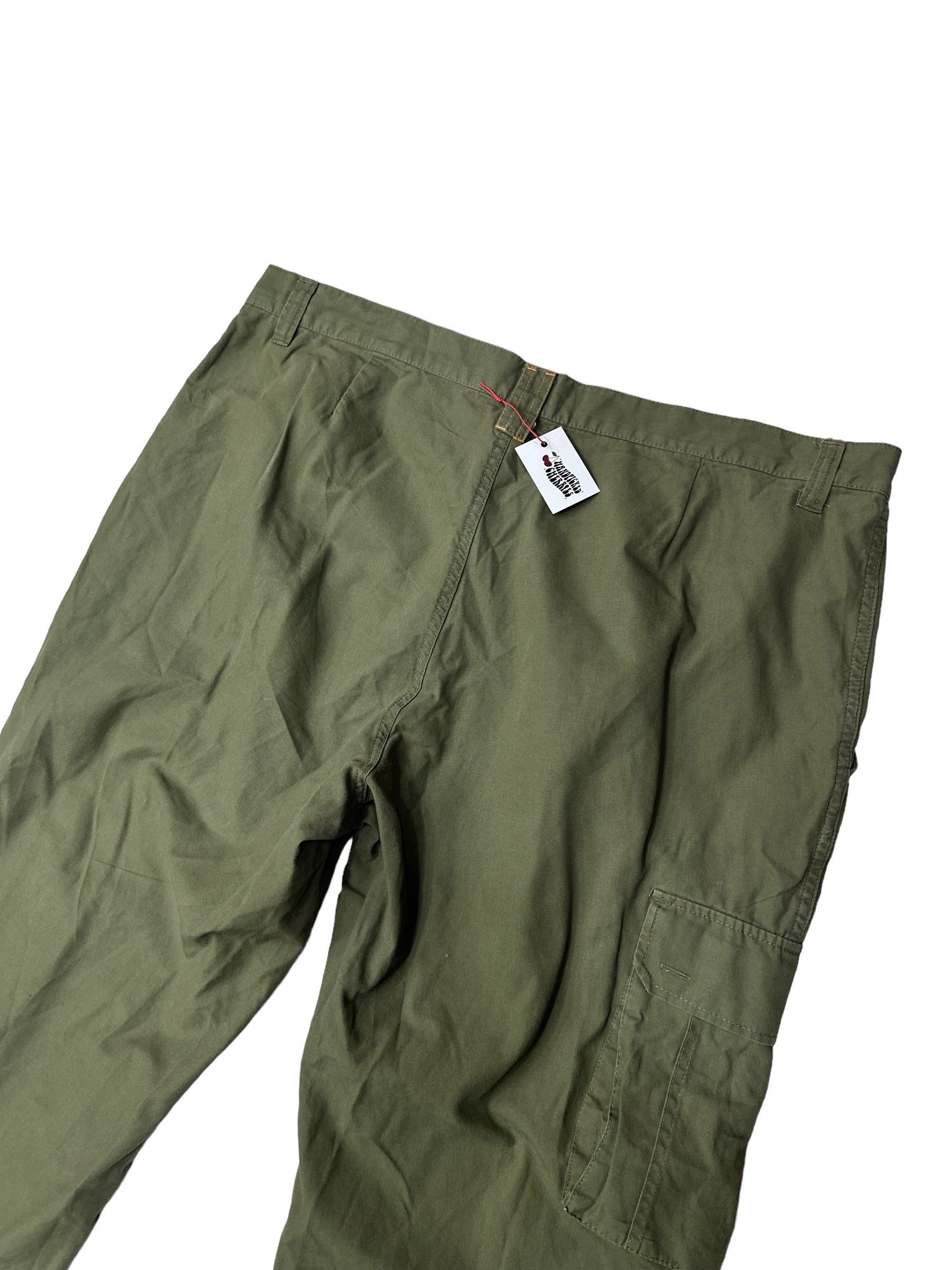 Khaki green cargo pants (W40)