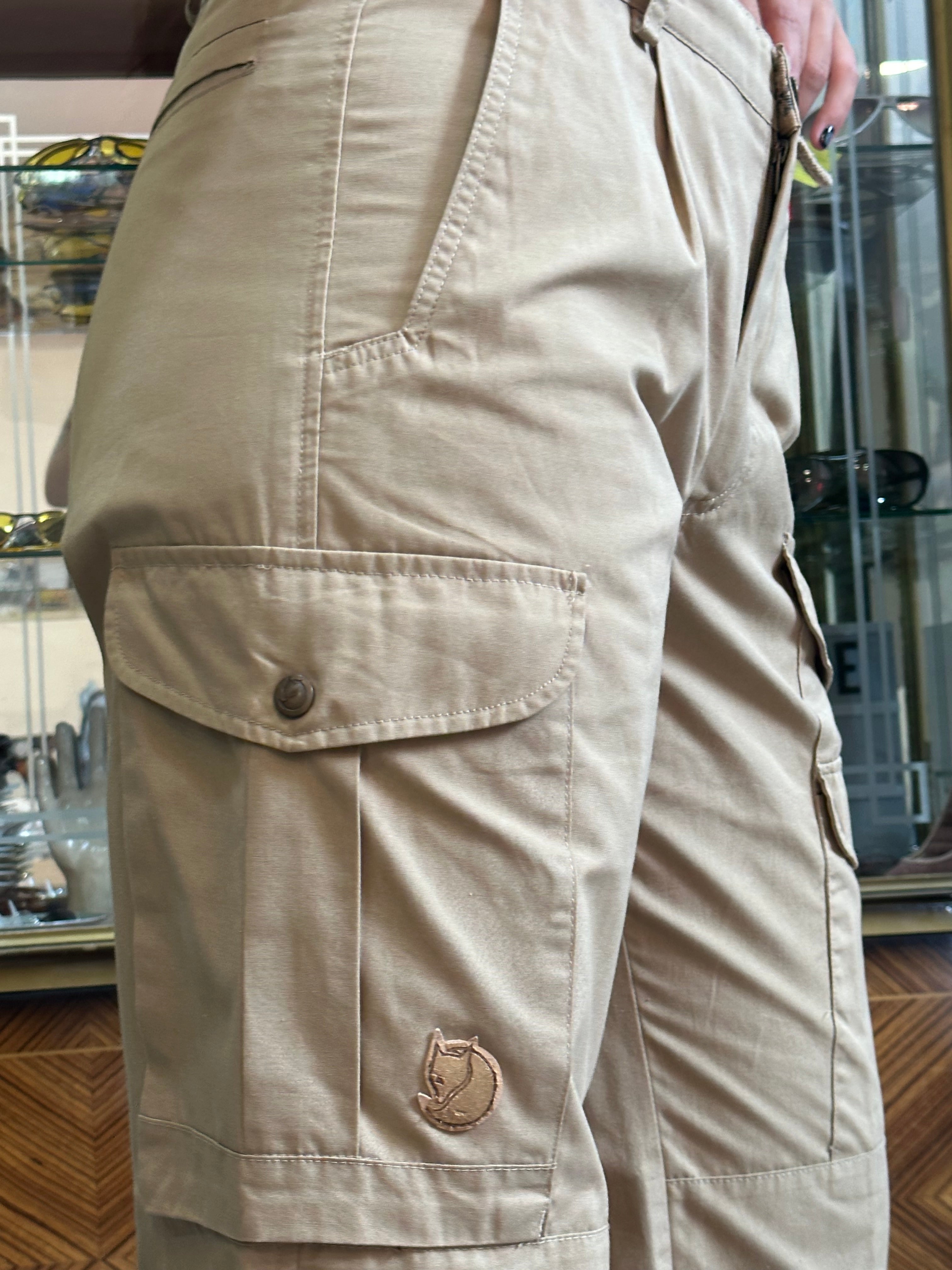 FJALL RAVEN cargo pants