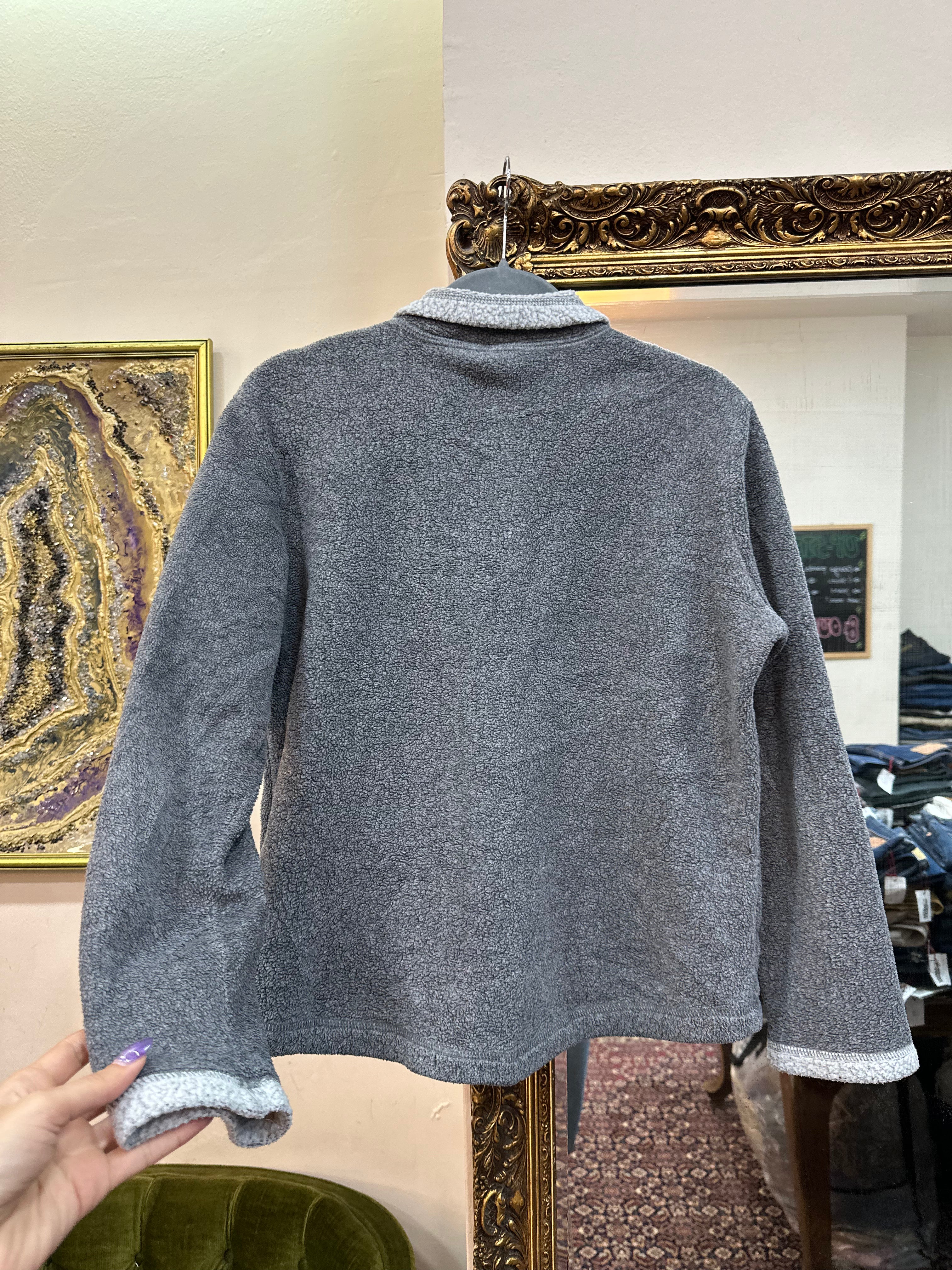 Gap grey fleece