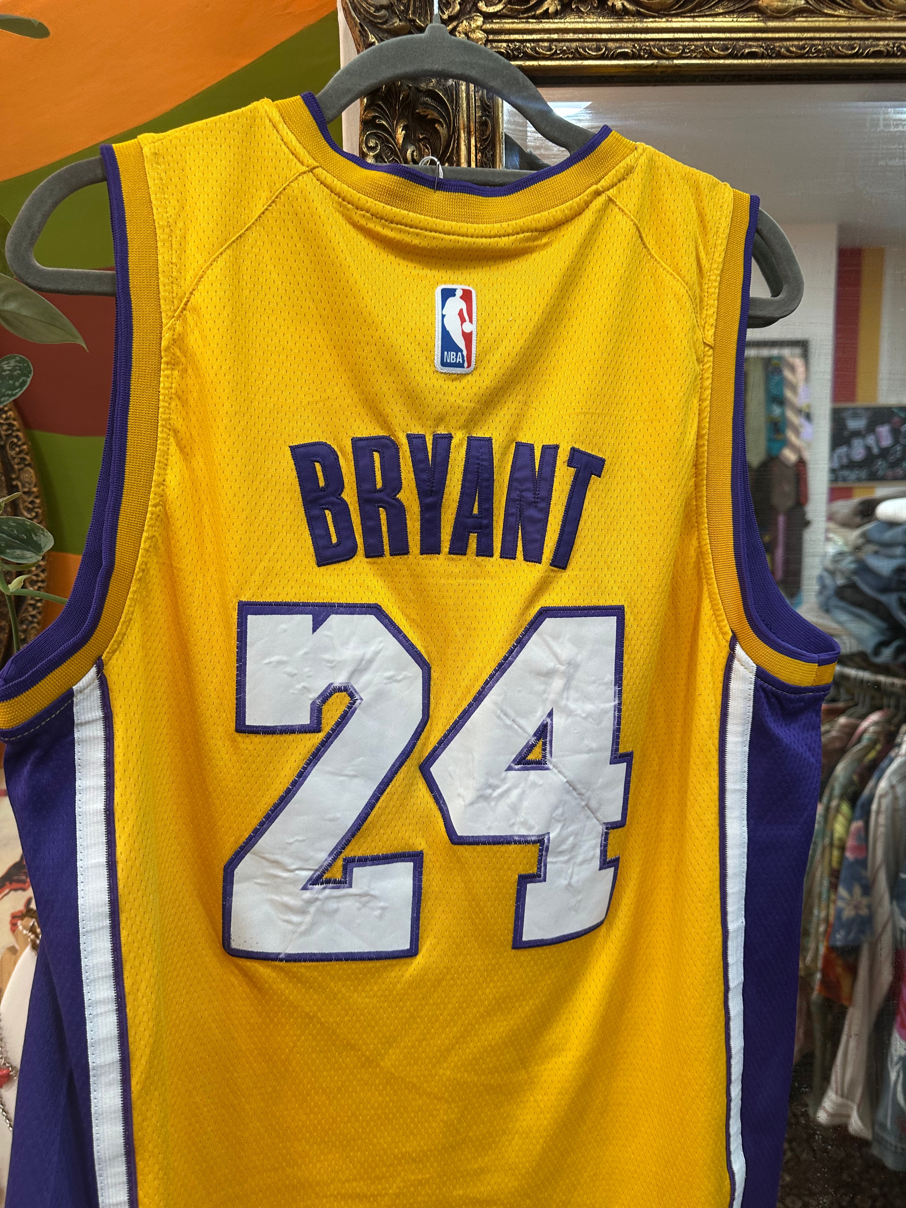 Los Angeles Lakers Bryant Jersey (M)