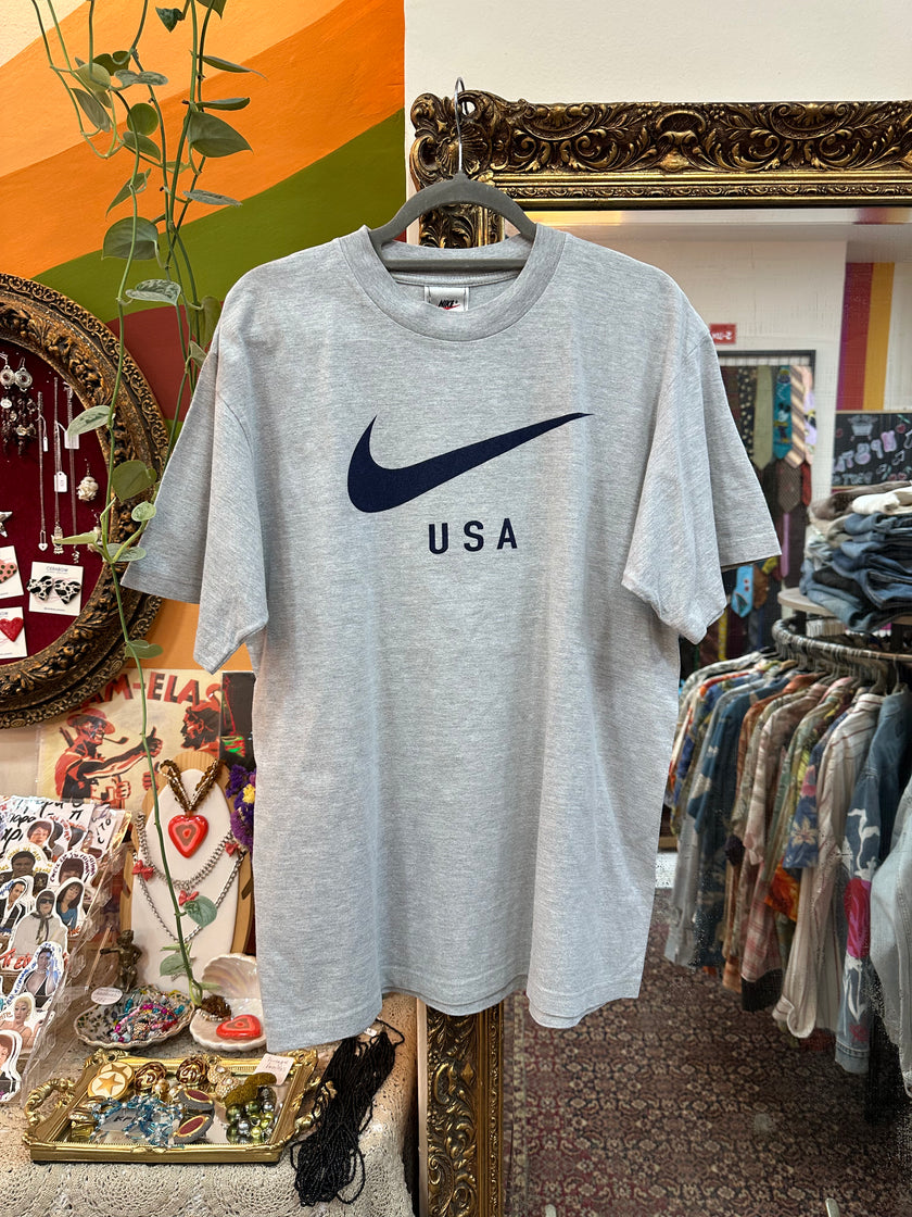 Vintage Men's Nike T-shirt (M)