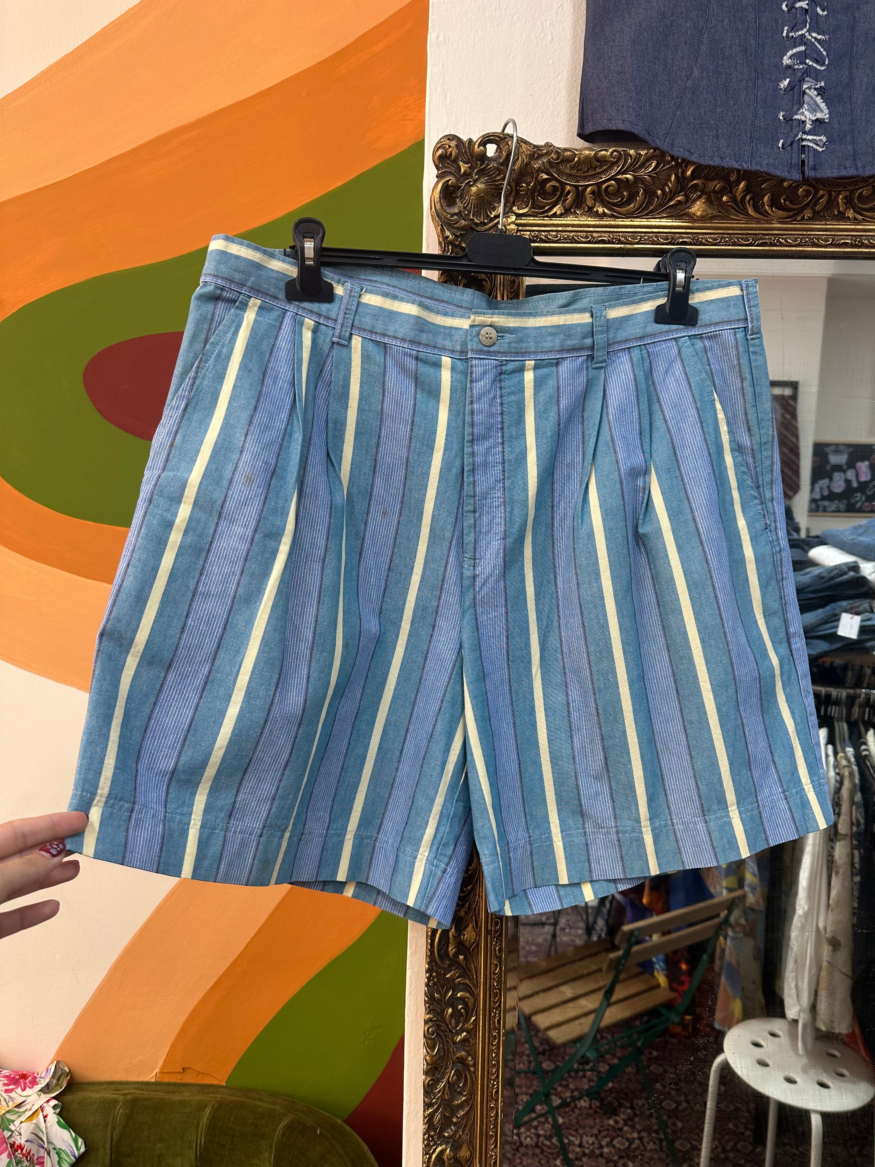 Vintage striped Bermuda shorts
