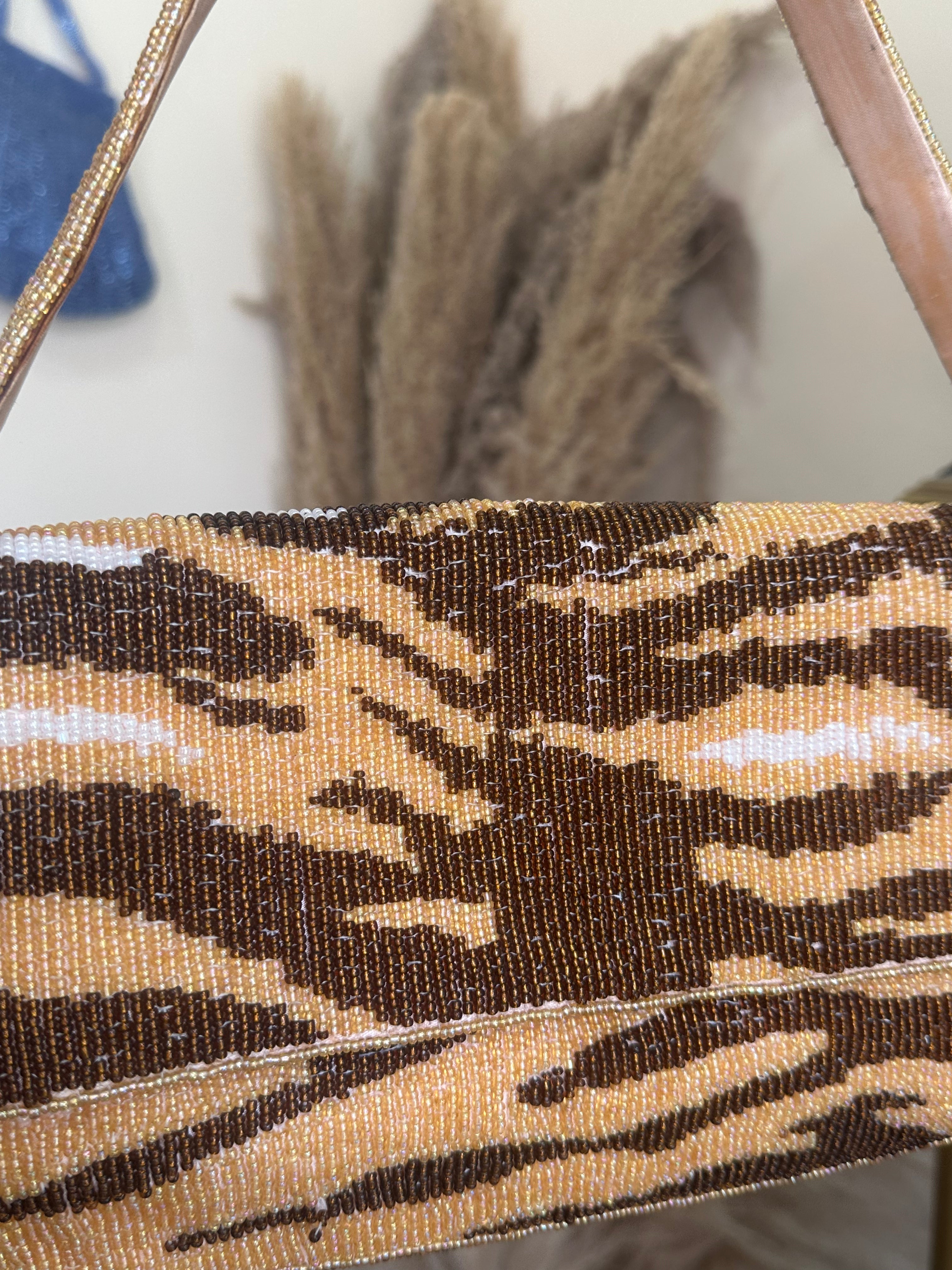 Super cute deadstock beaded bag