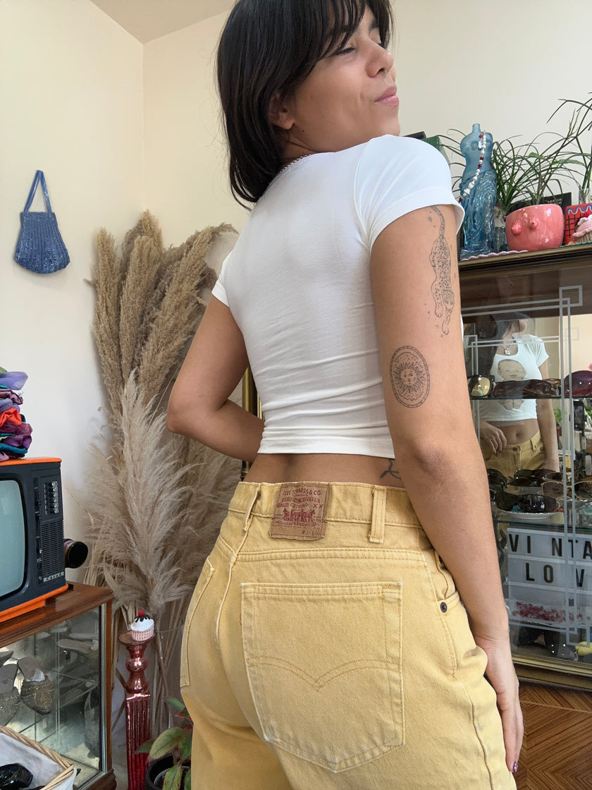 Super cute deadstock graphic baby tee