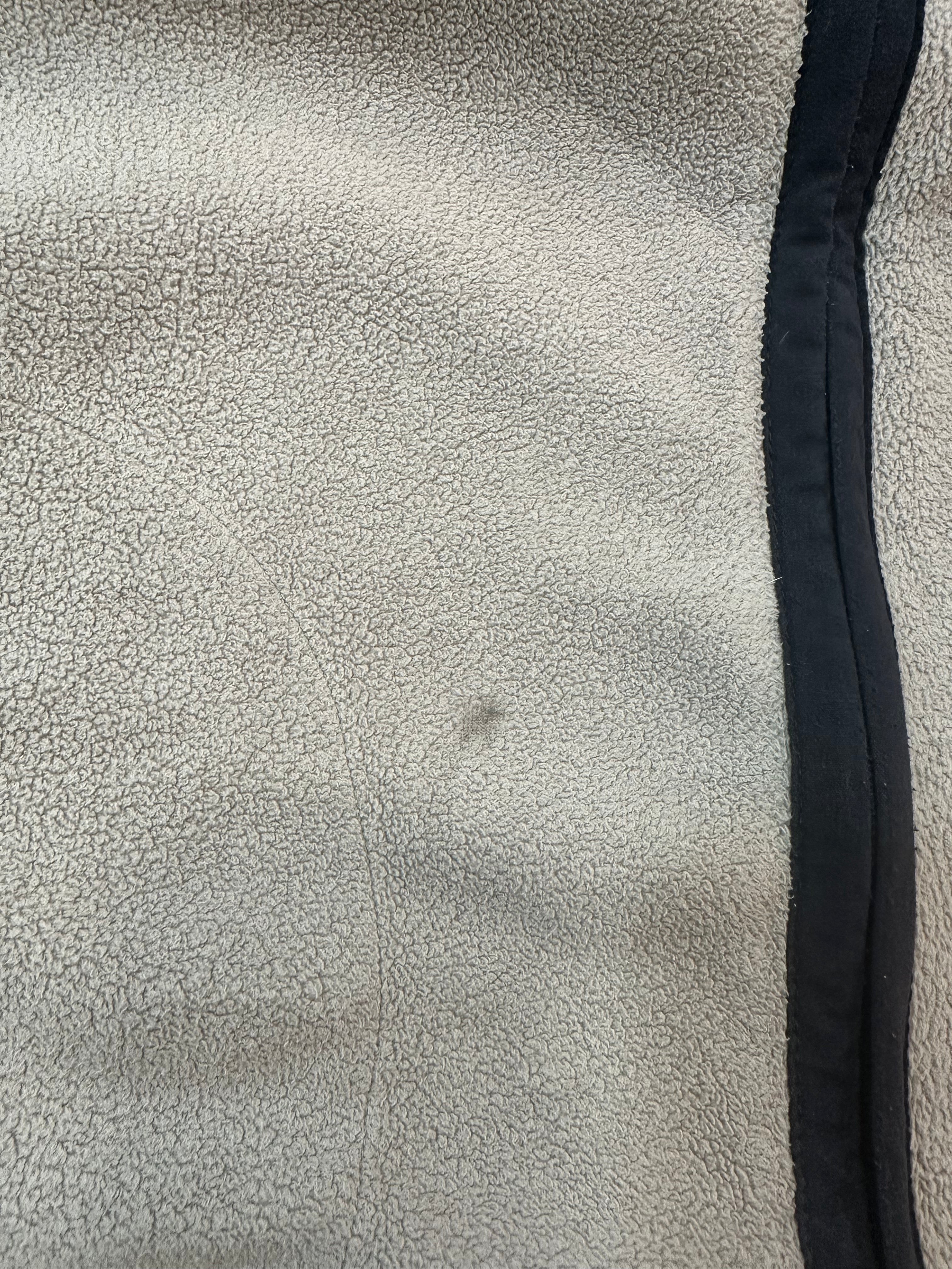 NIKE beige lifgt fleece zip up jacket (L)