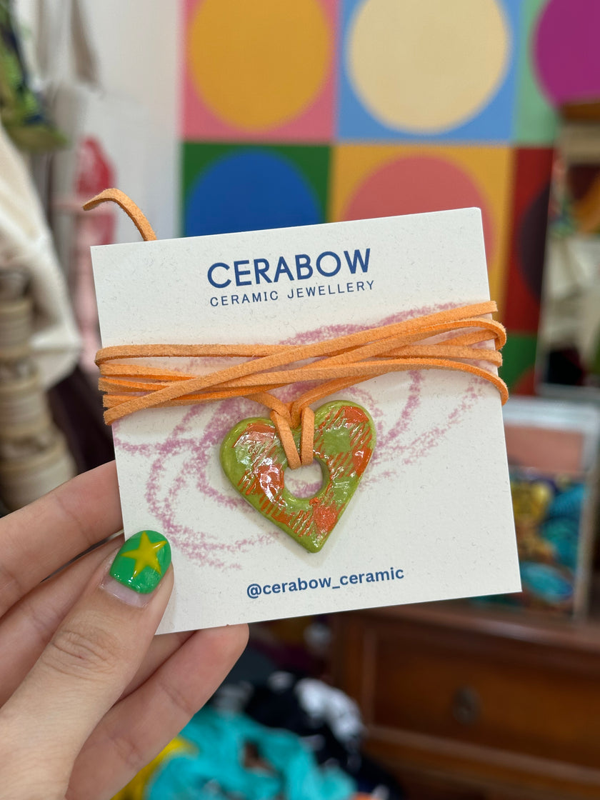 Cerabow handmade heart choker