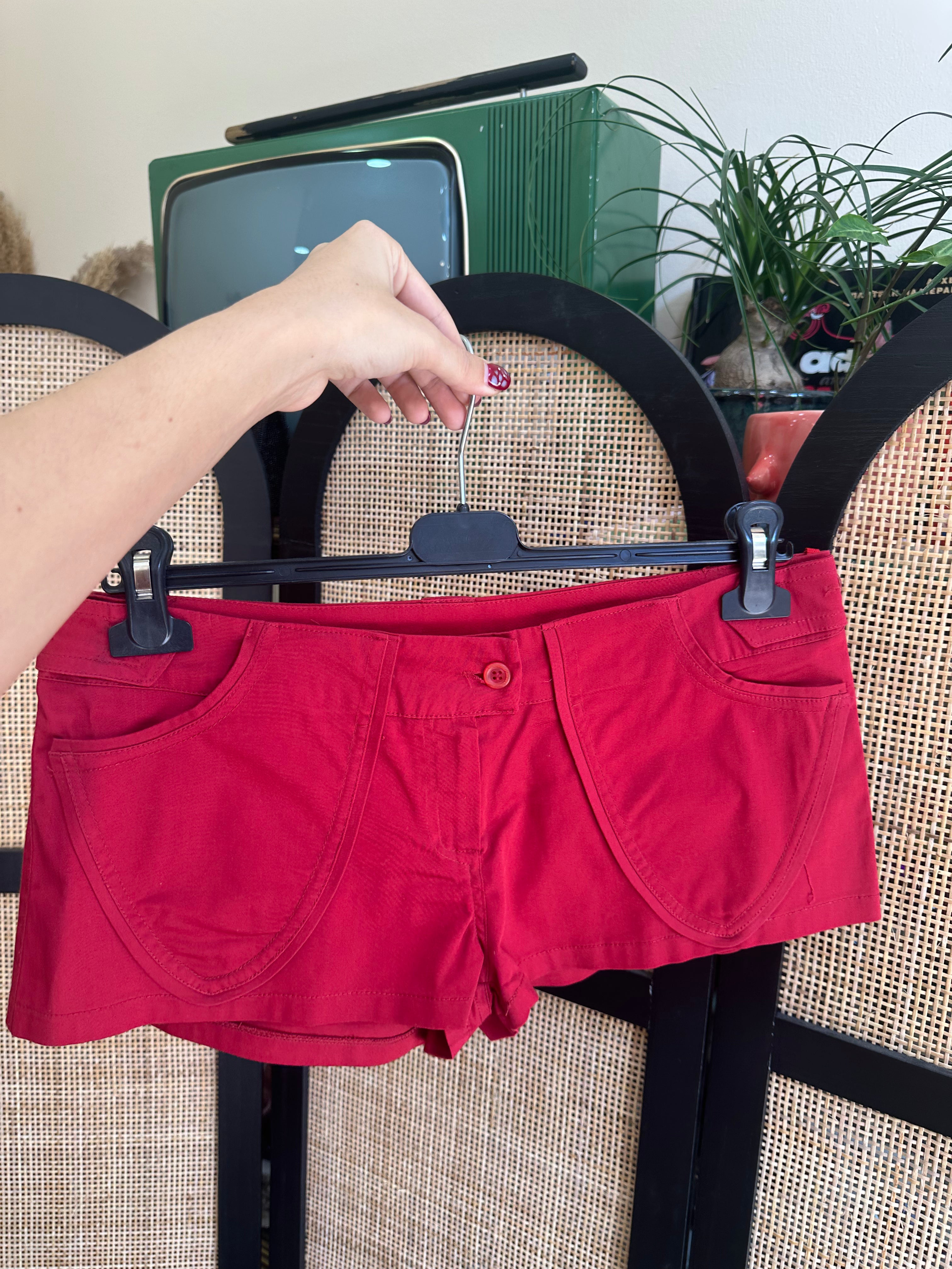 Super hot deadstock red shorts