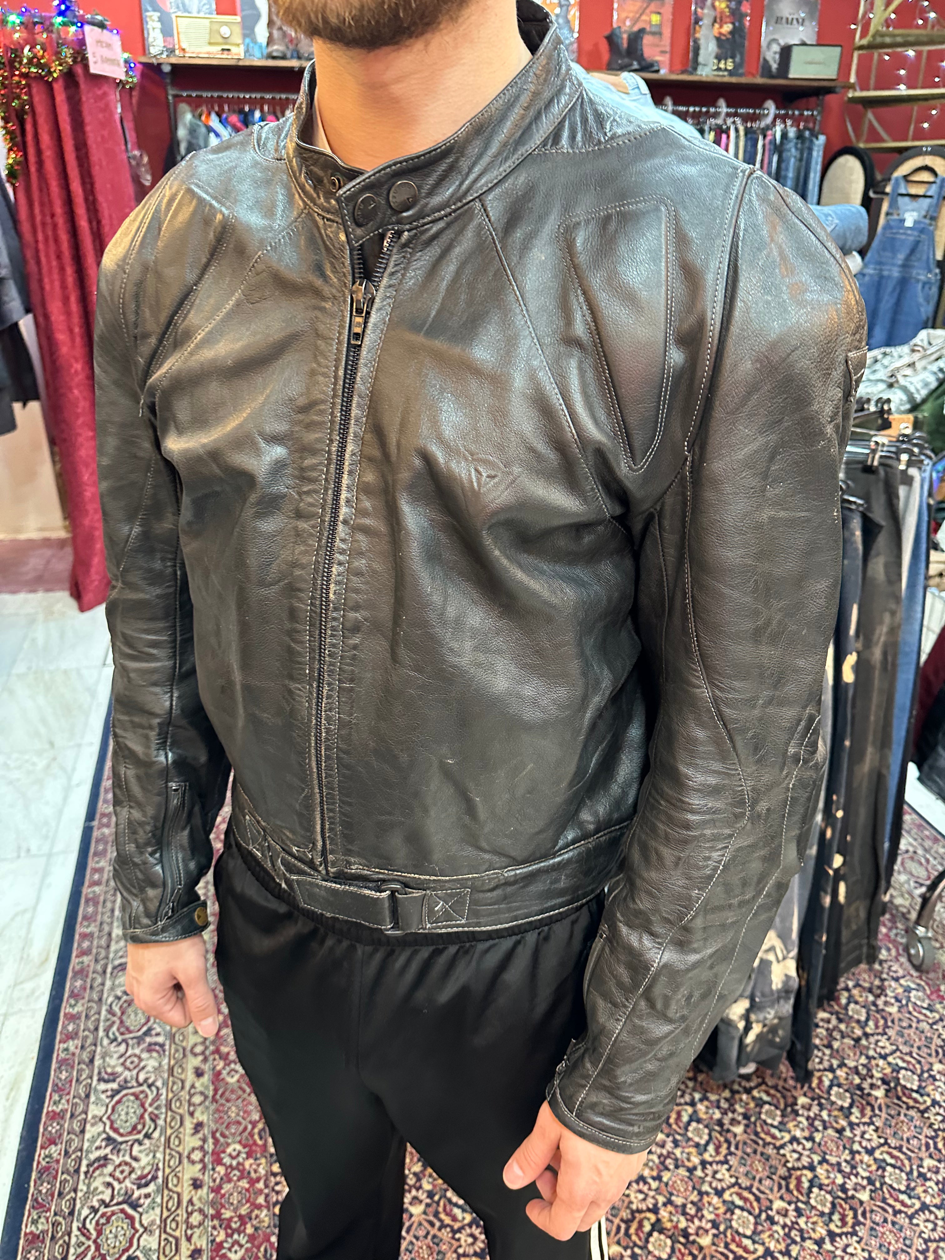 Dainese Men’s leather motorcycle jacket (XL)