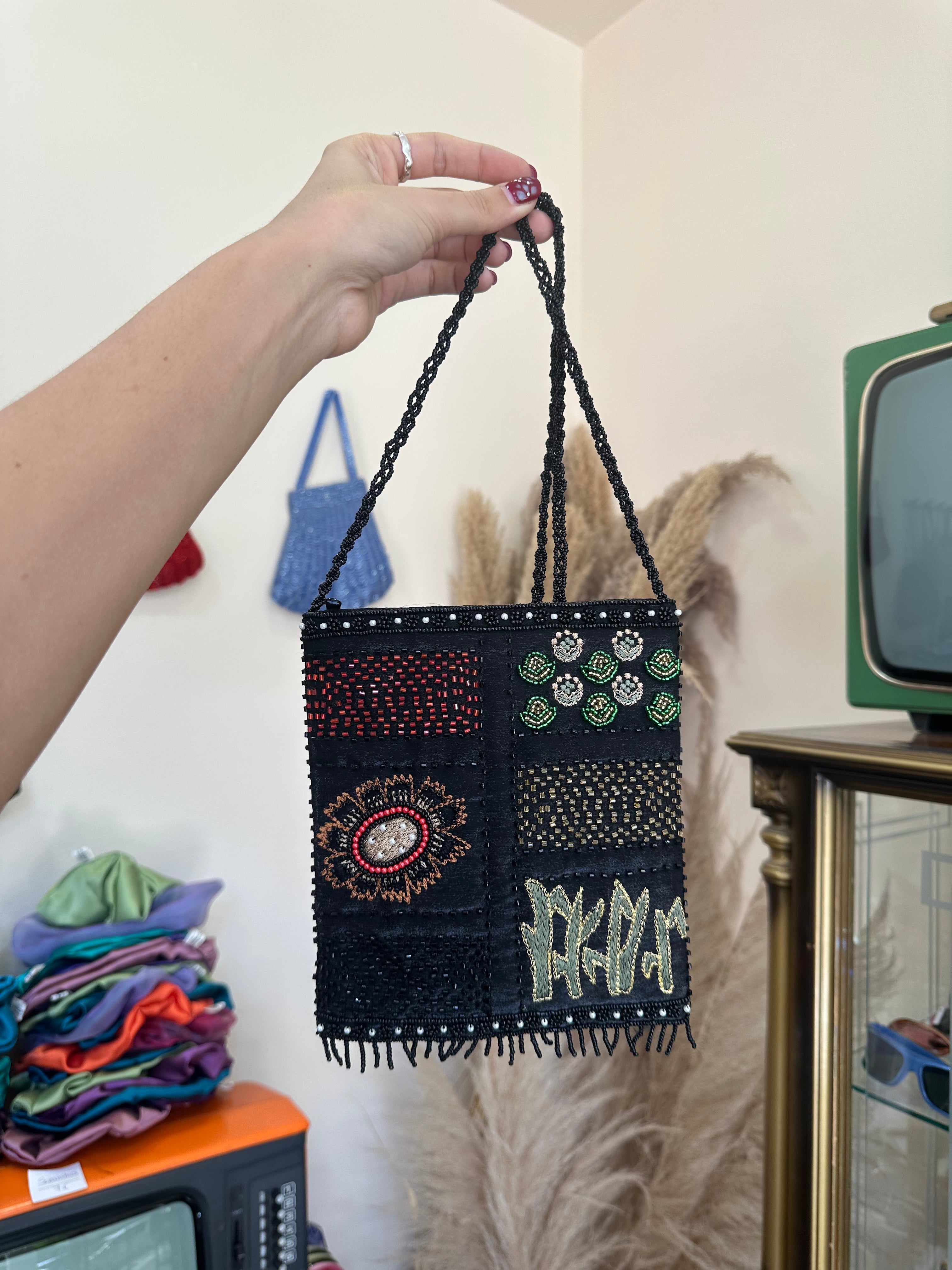 Beautiful deadstock beaded cross body mini bag (black)