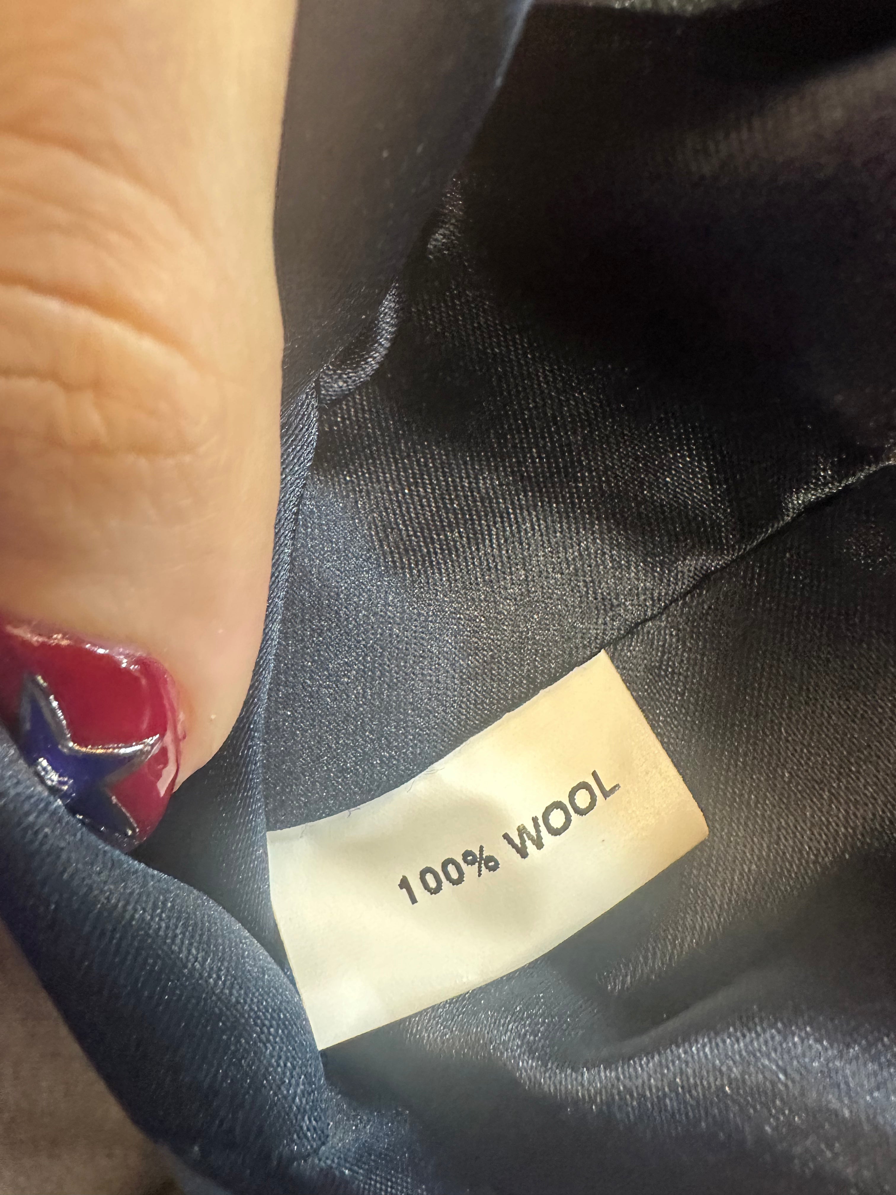 Vintage Men’s 100% silk & wool tweed plaid waistcoat vest – tailored wool classic style (L)