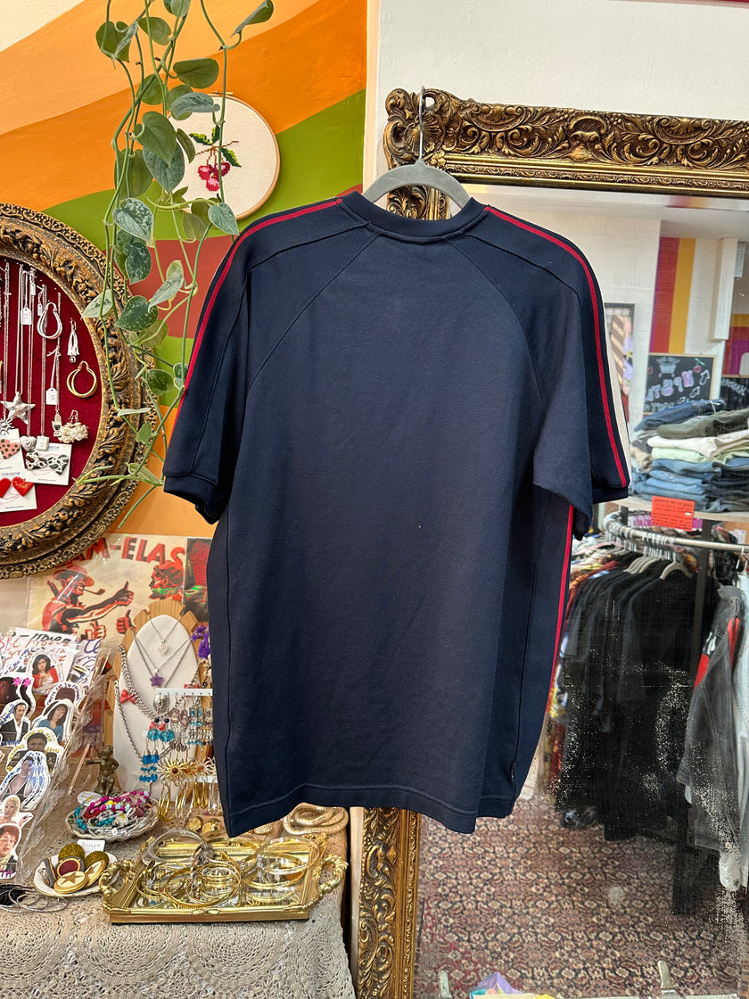 Vintage navy blue Nike V-neck T-shirt (M)