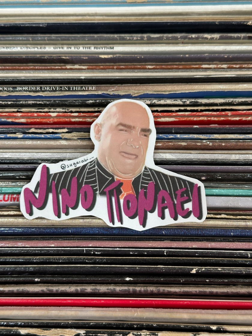 “Νινο Πονάει» - Κωνσταντίνου & Ελένης Sticker