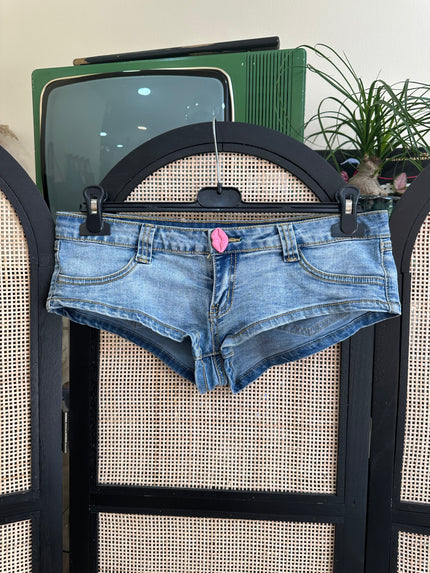 Super hot booty shorts