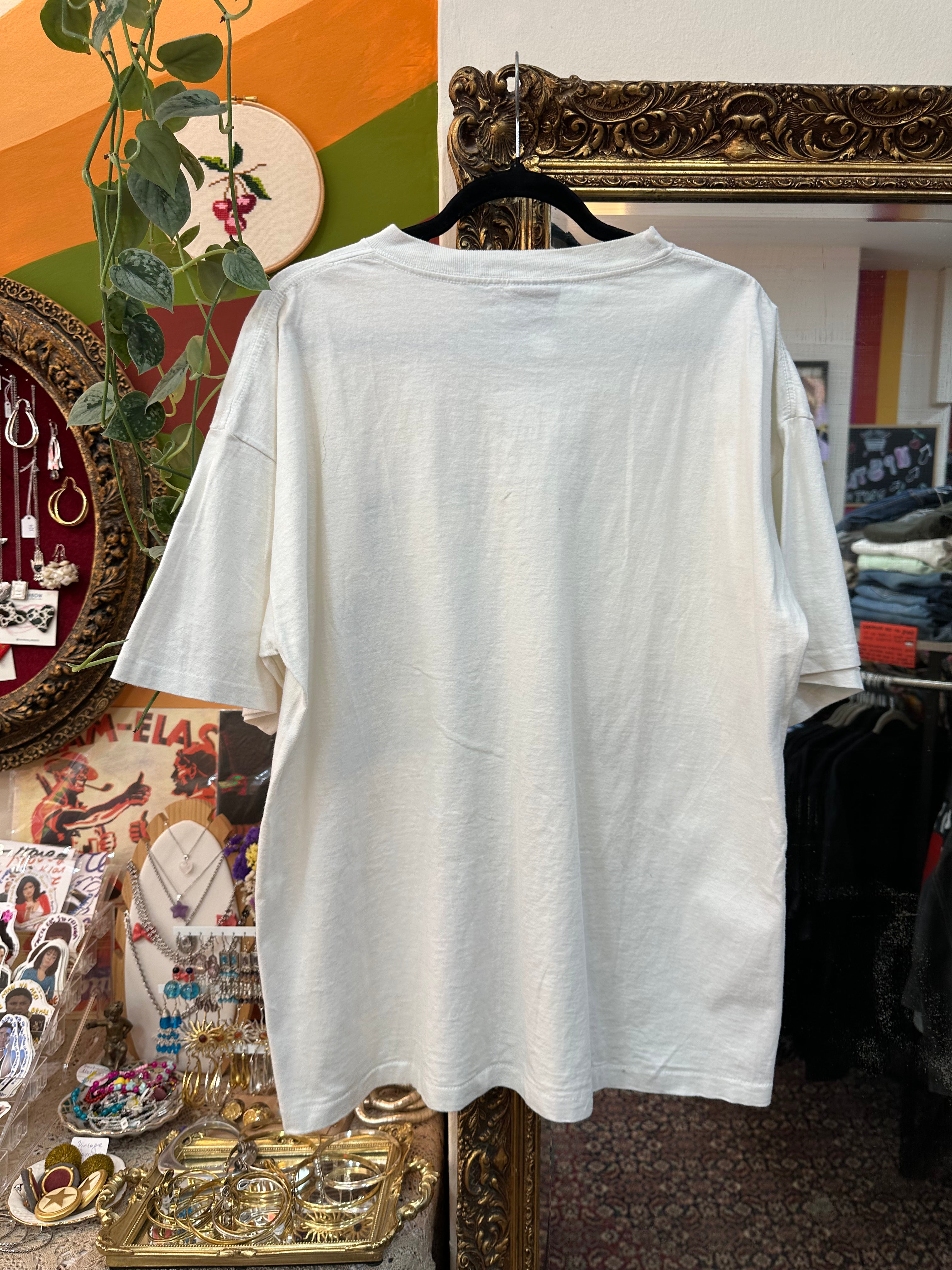 Vintage graphic T-shirt (XL)