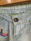 Super cute denim low waisted shorts