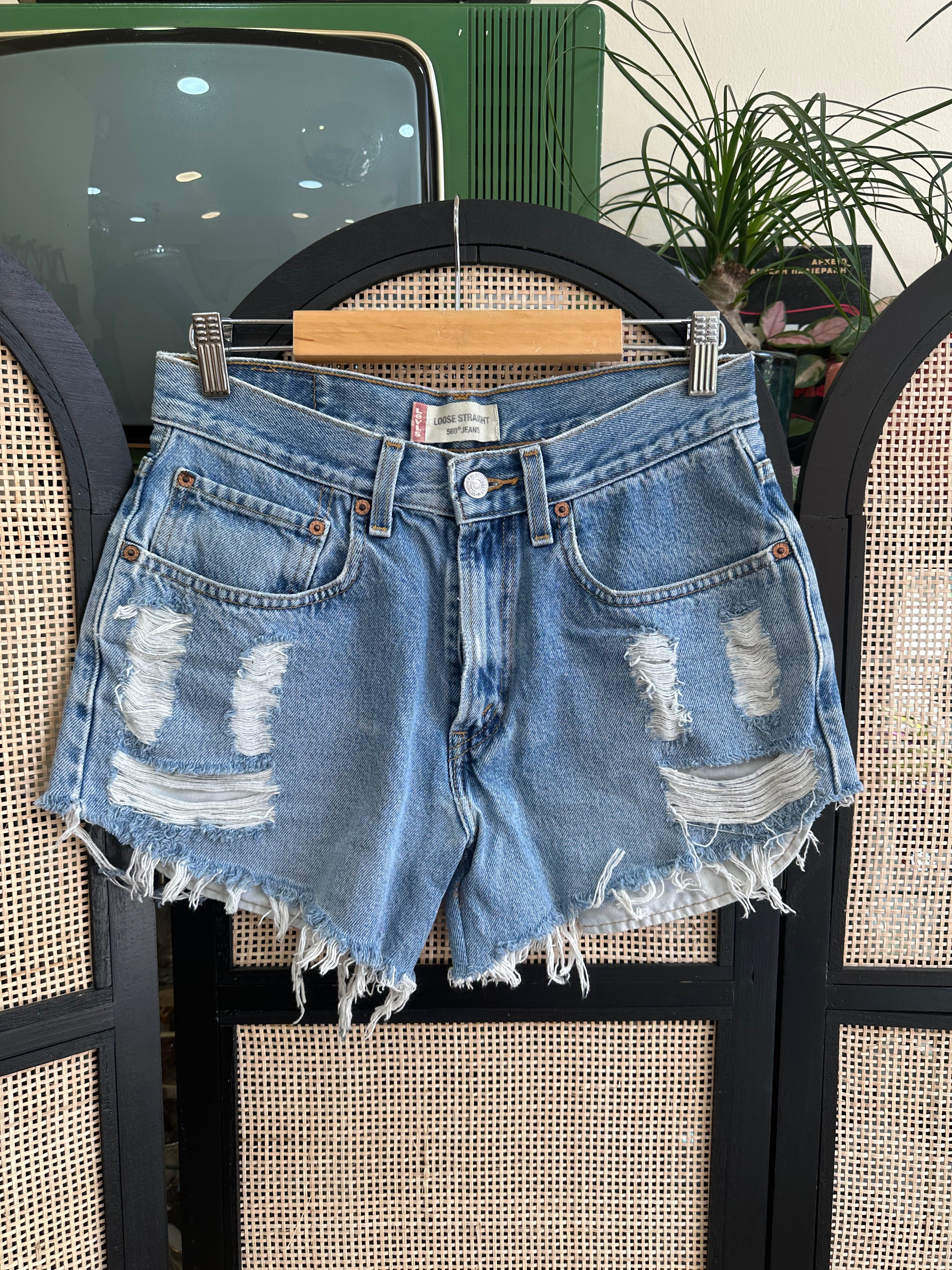 Levi’s hot shorts