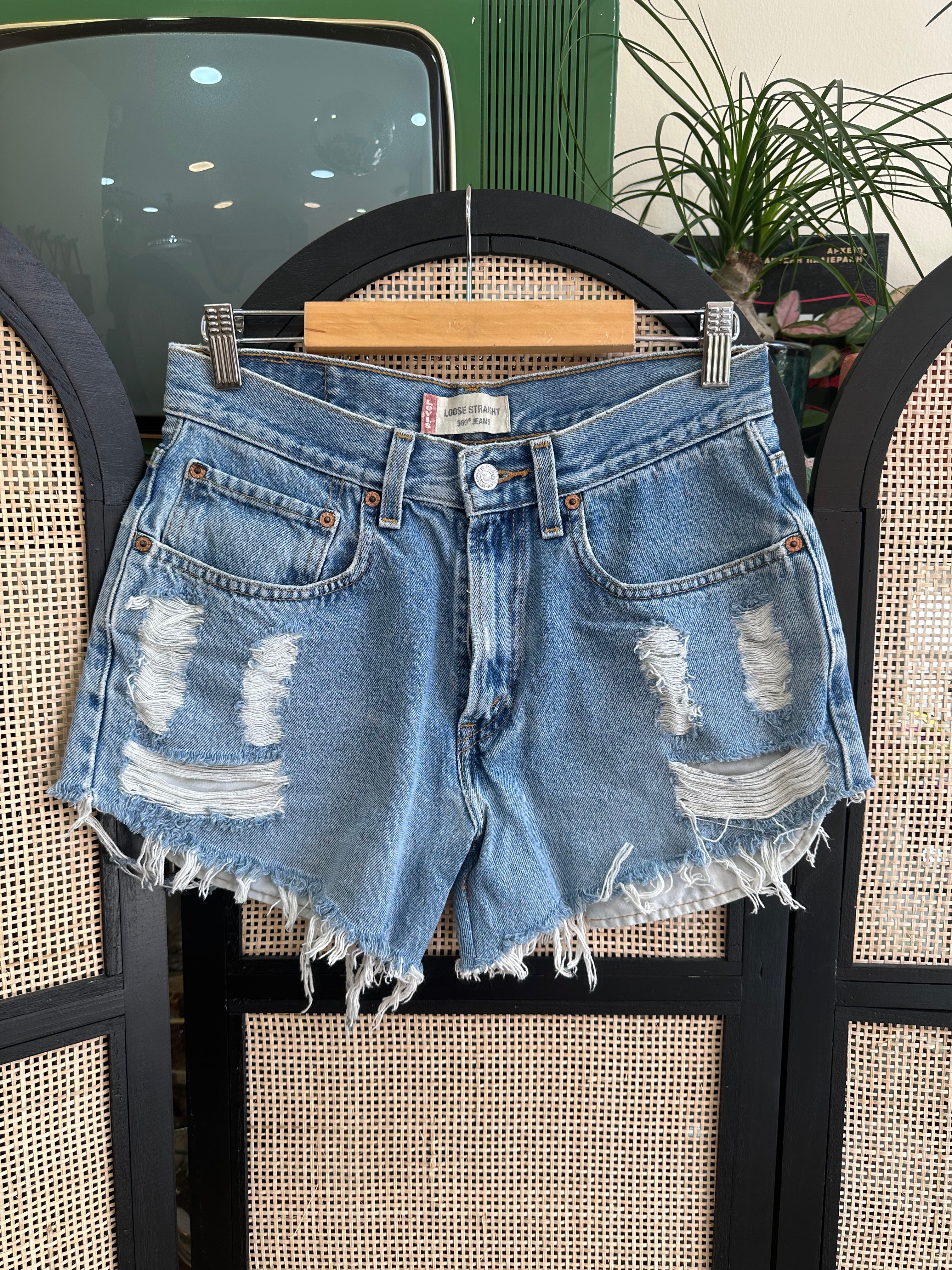 Levi’s hot shorts