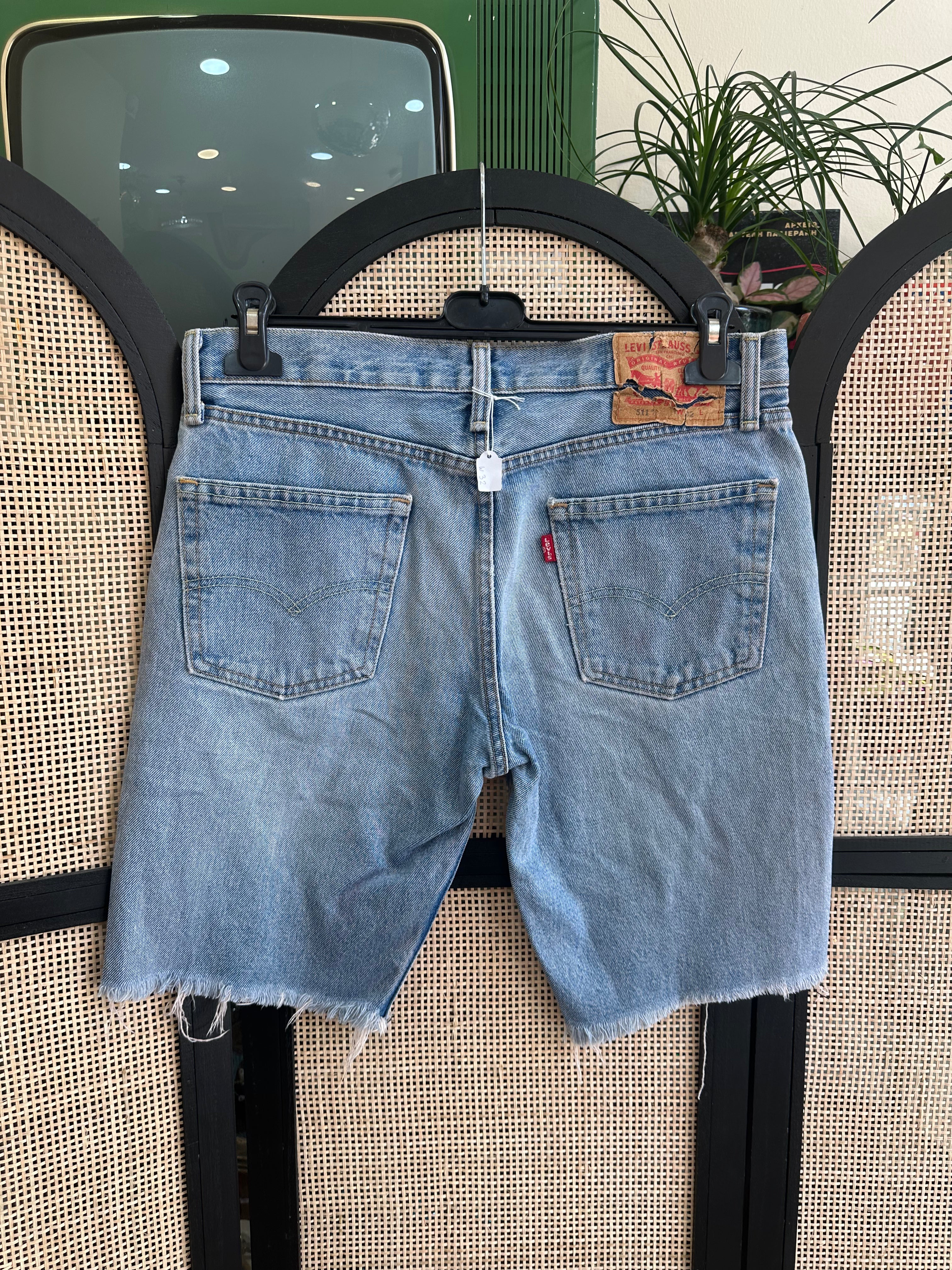 Levi’s 511 denim shorts W32