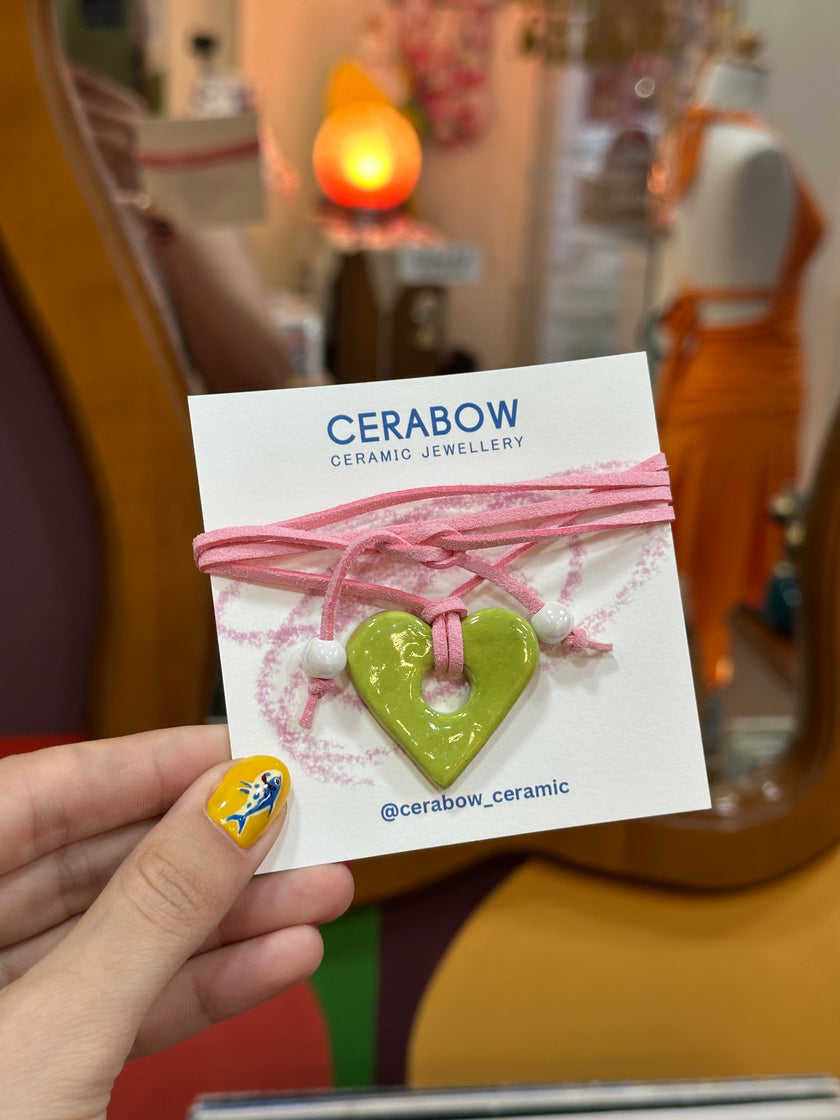 Cerabow handmade heart choker