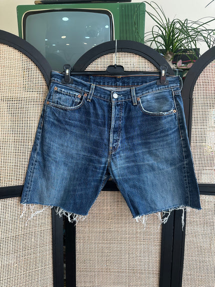 Levi’s 501 denim shorts W34