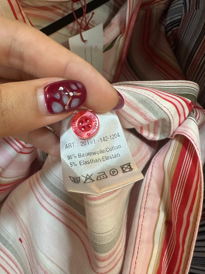 Vintage striped shirt with pointy collar