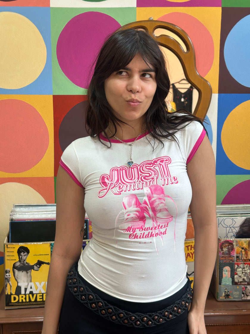 Deadstock Y2K graphic top (XS/S)