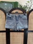 Super cute high waisted shorts