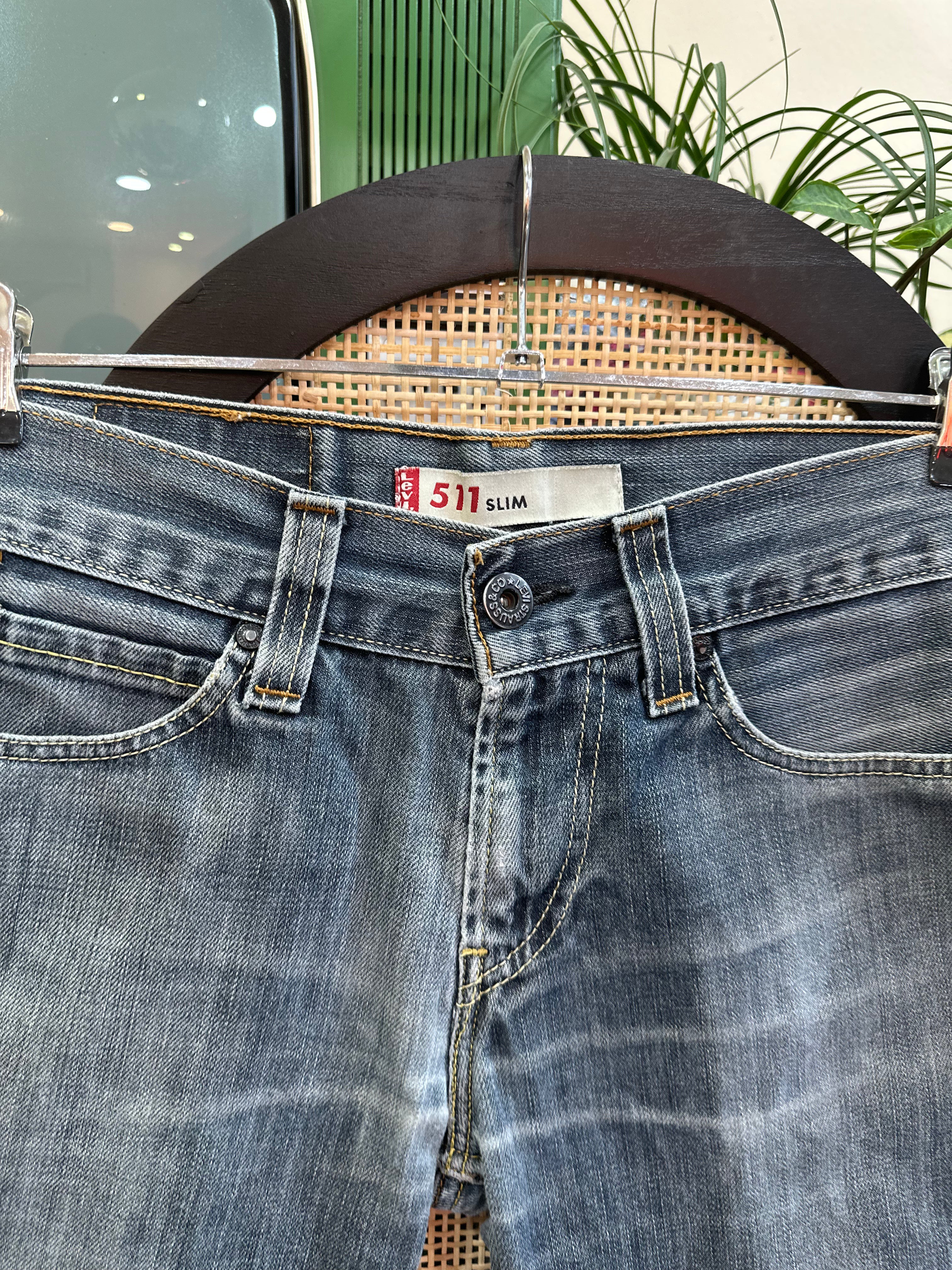Levi’s 511 slim jorts