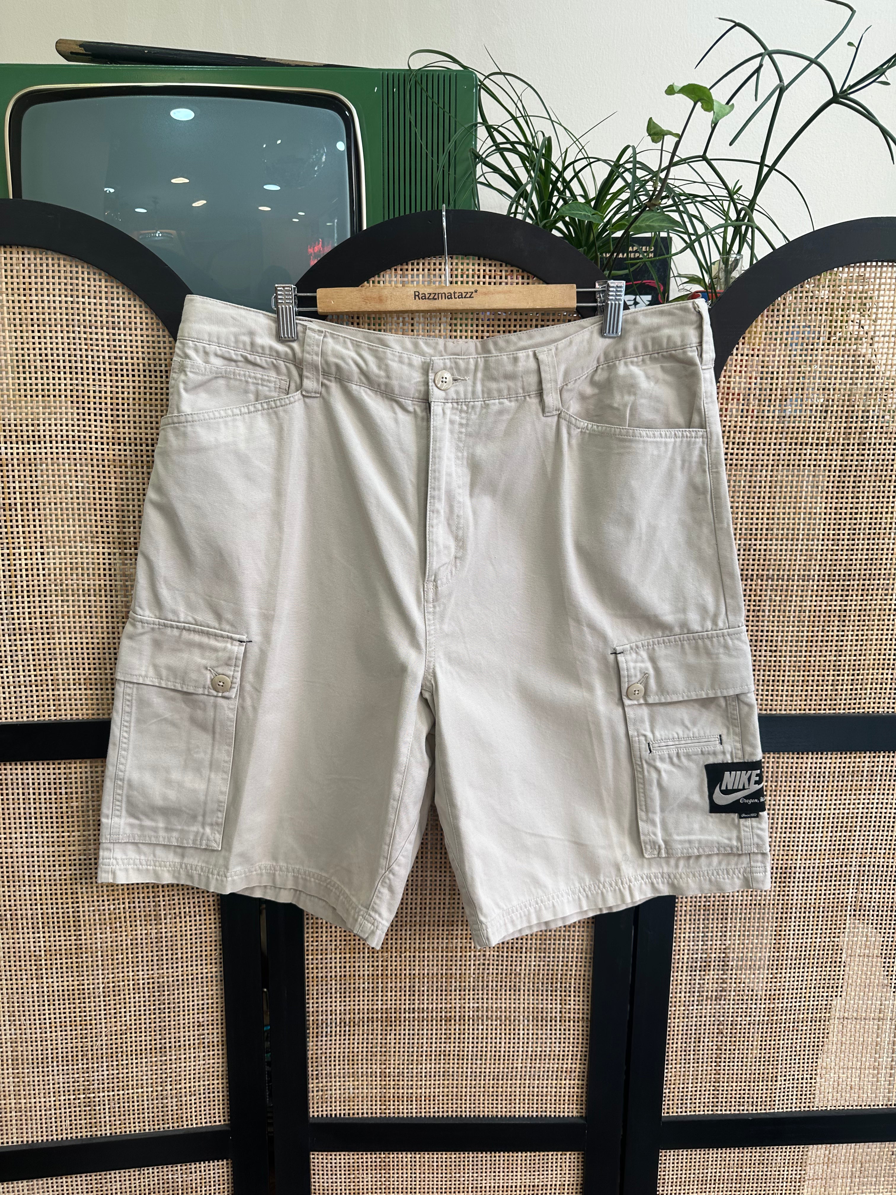 Nike cargo shorts