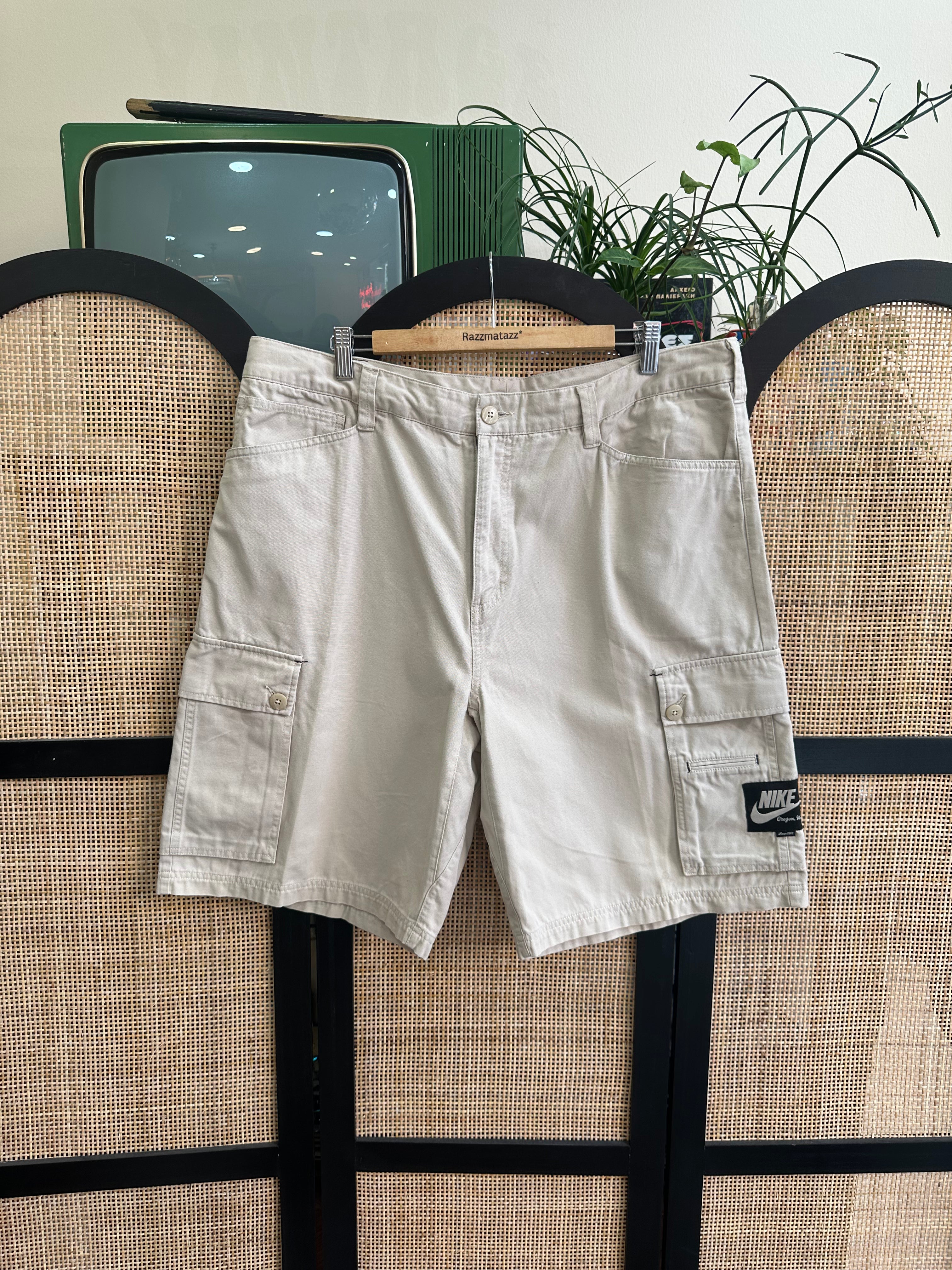 Nike cargo shorts