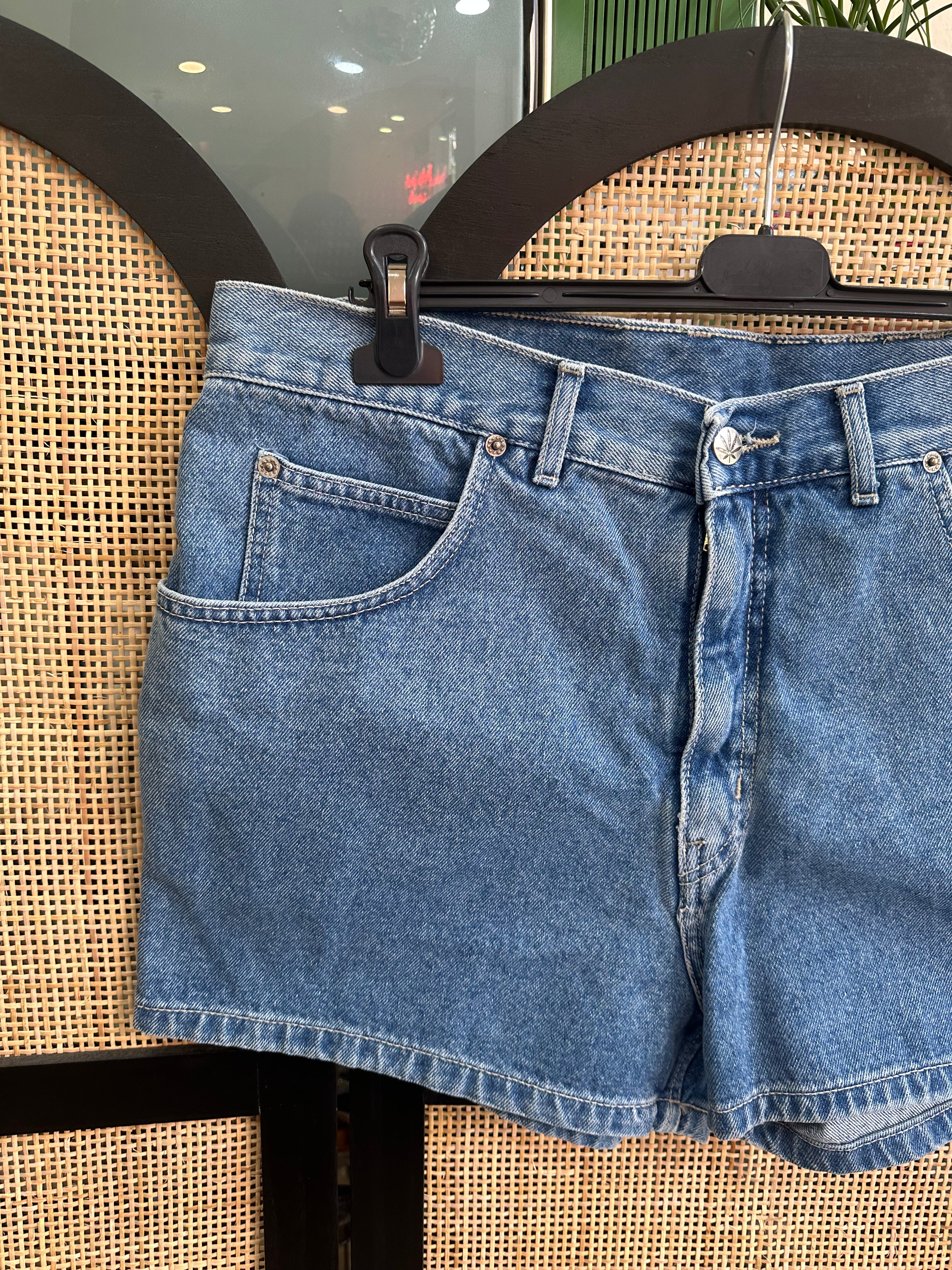 Denim hot shorts