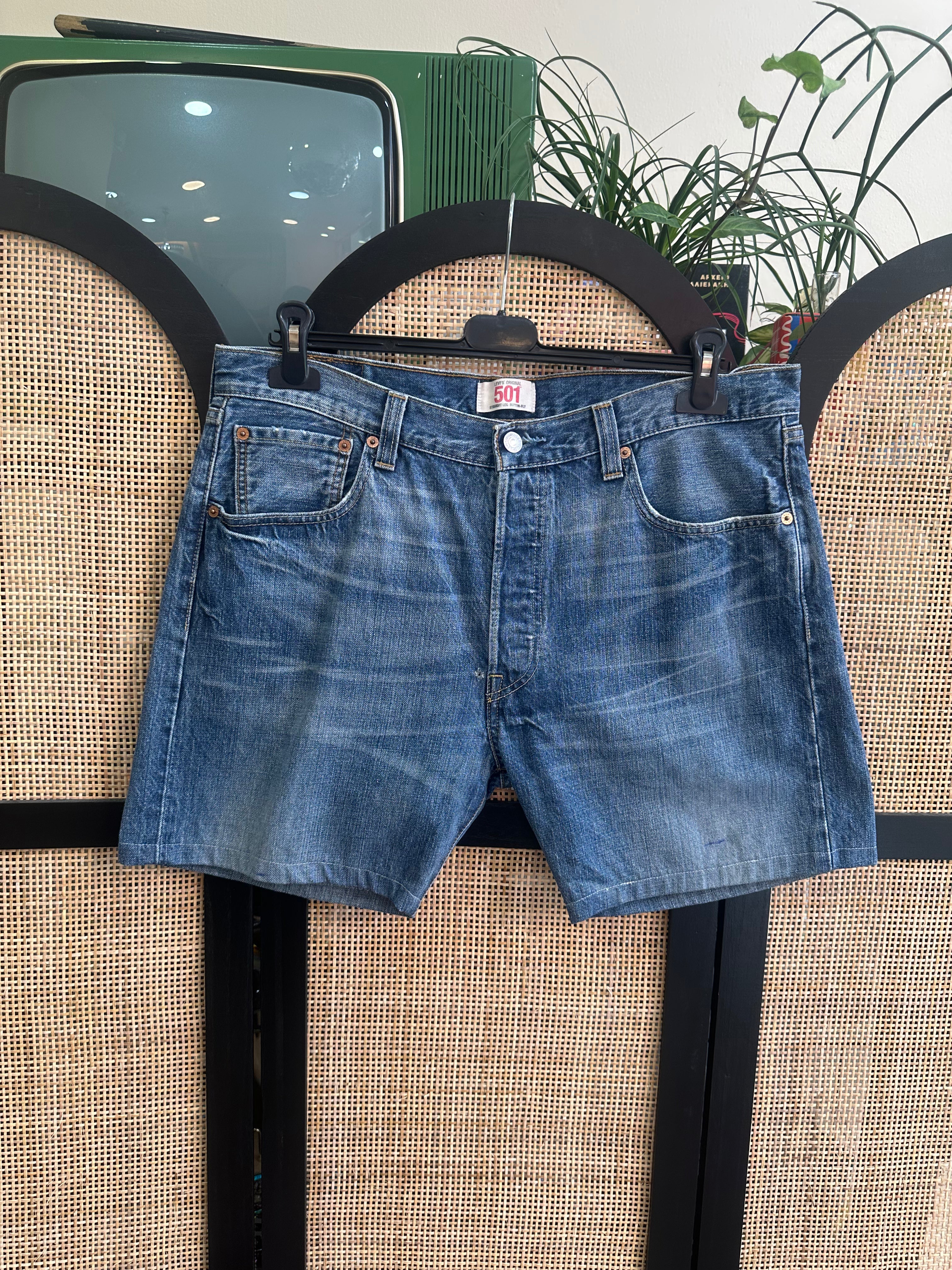 Levi’s 501 denim shorts