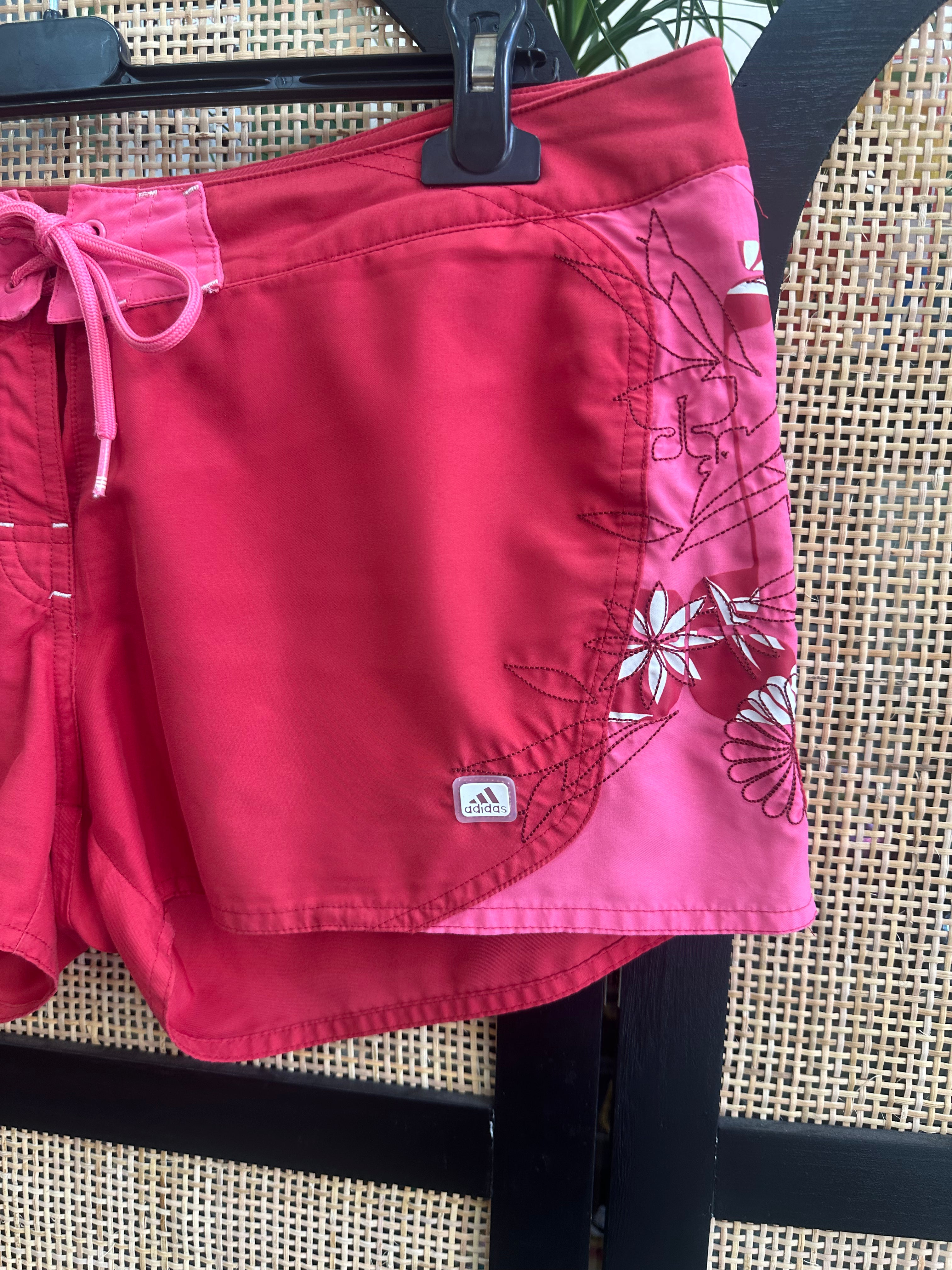 Super cute Adidas hot shorts