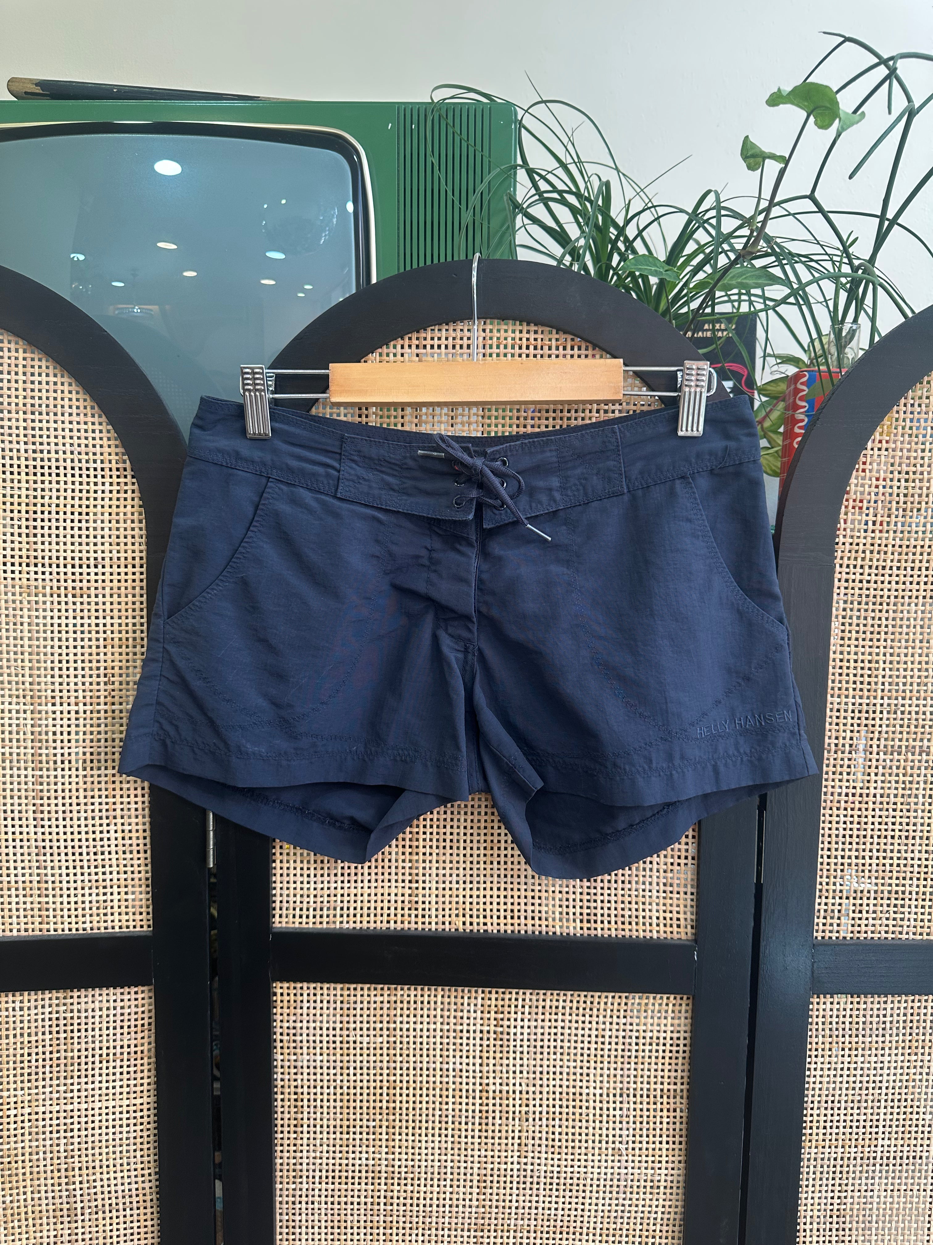 Super cute low waisted hot shorts