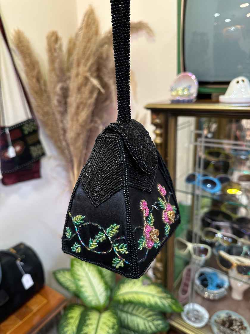 Stunning Antique-Inspired Beaded Purse with Flowers