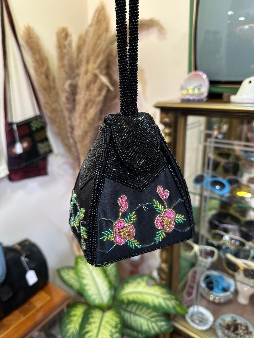 Stunning Antique-Inspired Beaded Purse with Flowers
