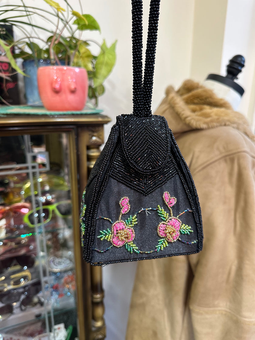 Stunning Antique-Inspired Beaded Purse with Flowers